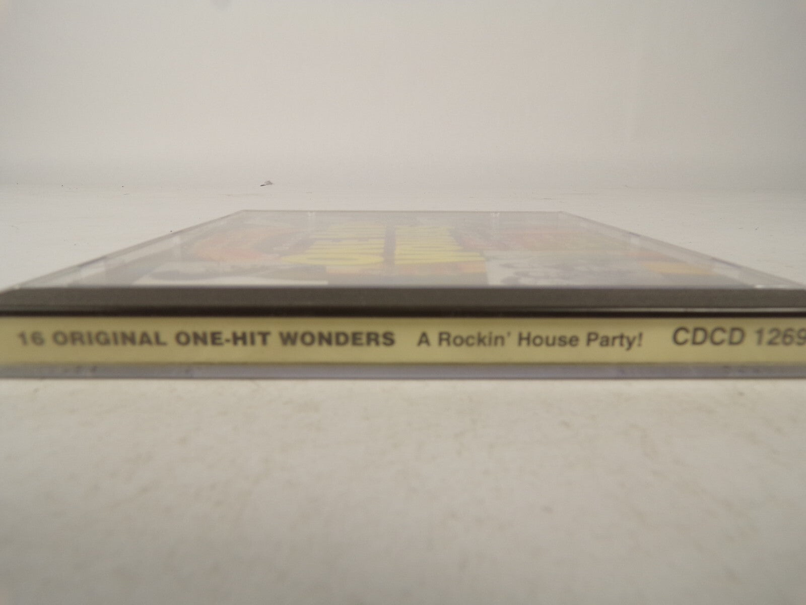 16 Original One-Hit Wonders A Rockin' House Party! Raunchy Louie, Louie CD#45