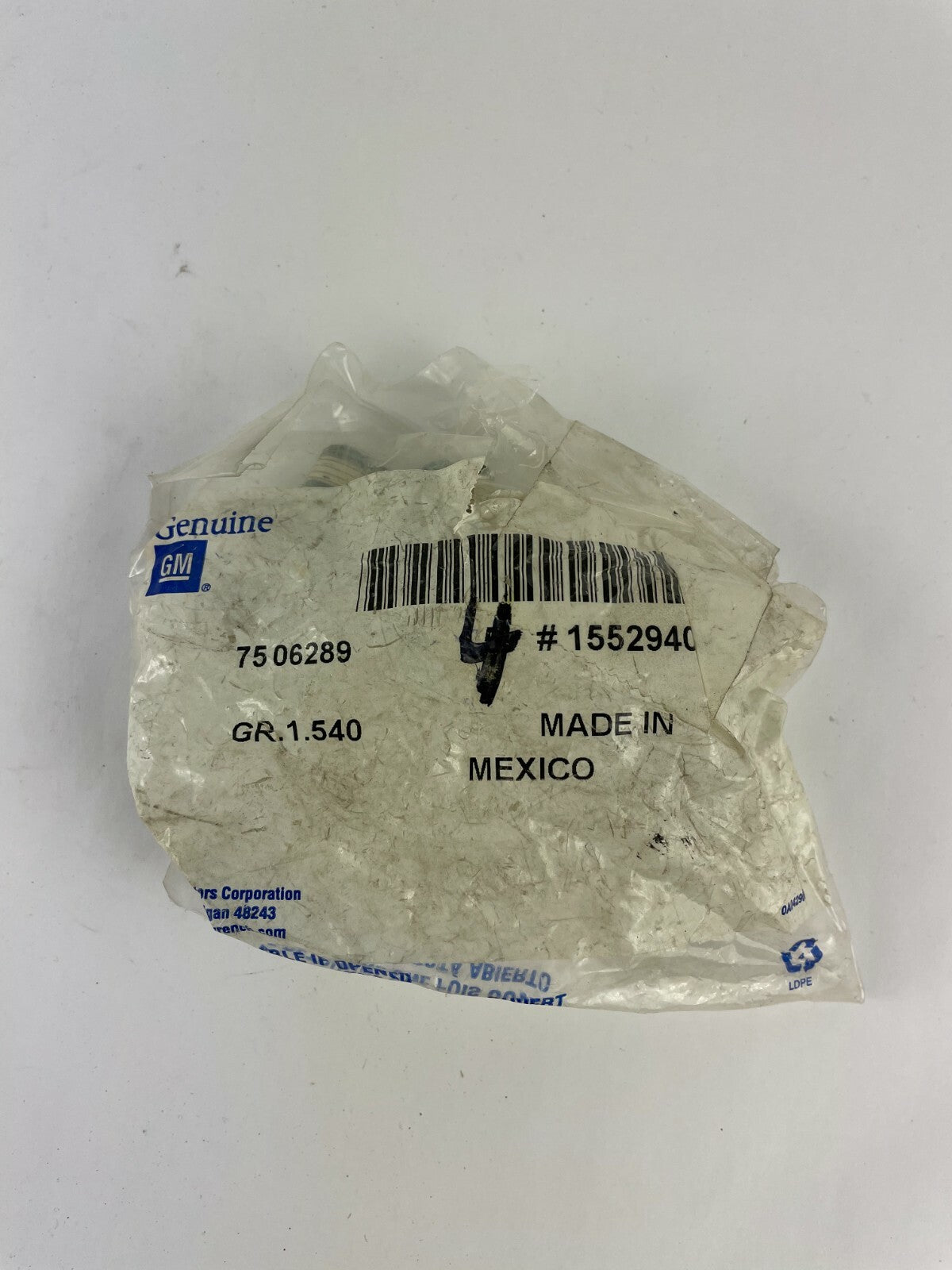 Genuine GM Oil Seal Bolt 7506289 1552940 Lot of 2 A2