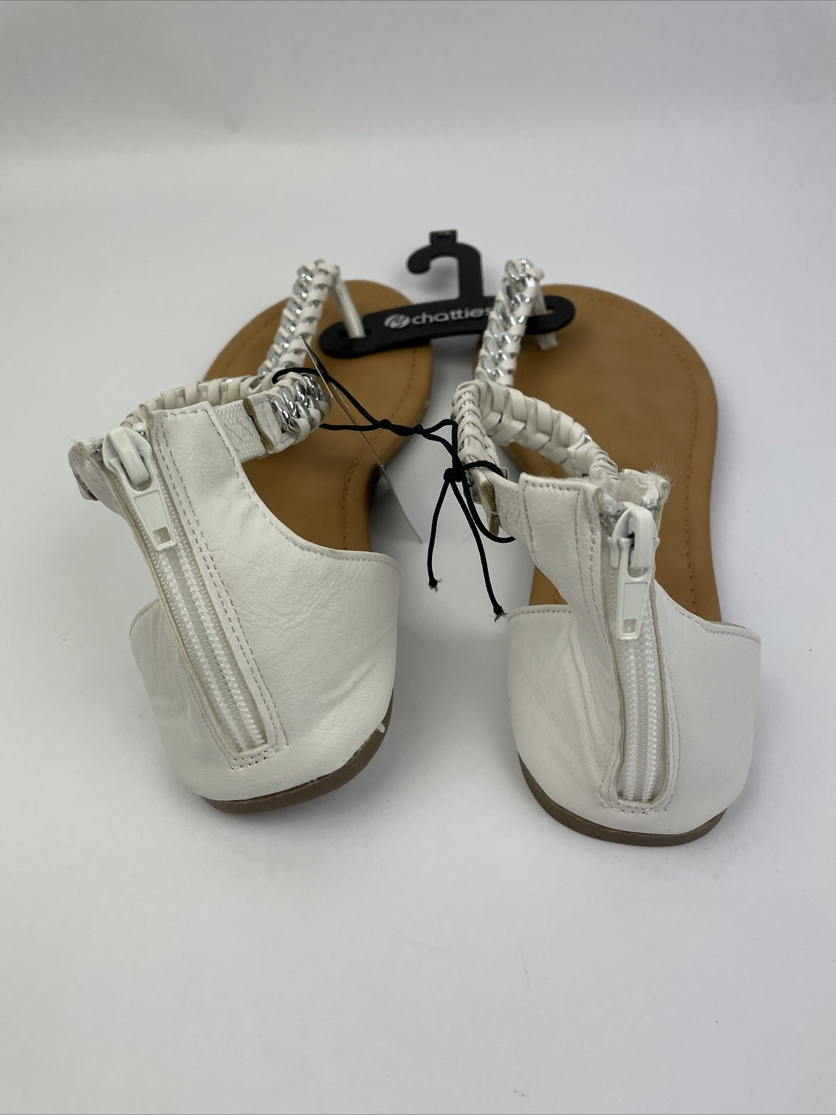 NWT Chatties Womens Sandals With White Silver Metal Straps Zipper Heel size 7/8