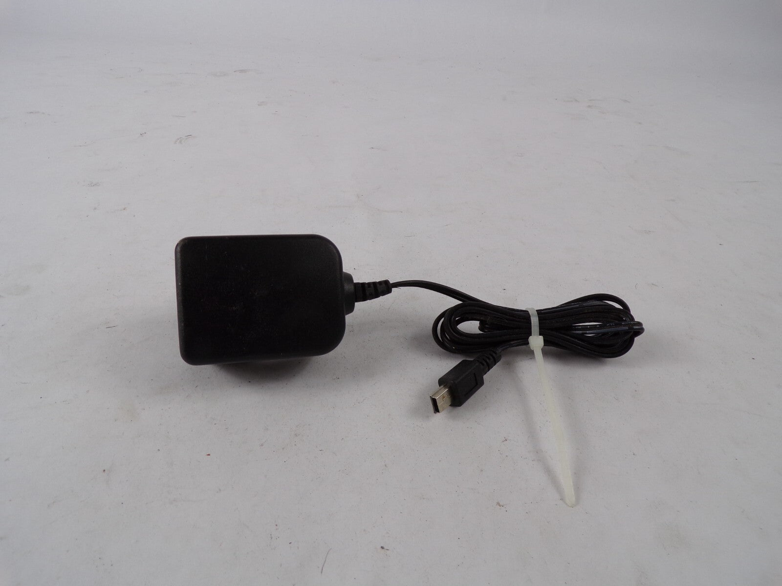 Genuine Element Electronic AP0501000 Output 5 V 1.0 A Power Supply Adapter A55