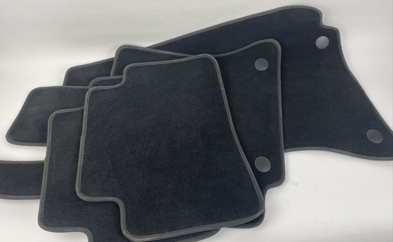 Mercedes C300 carpet floor mat set OEM