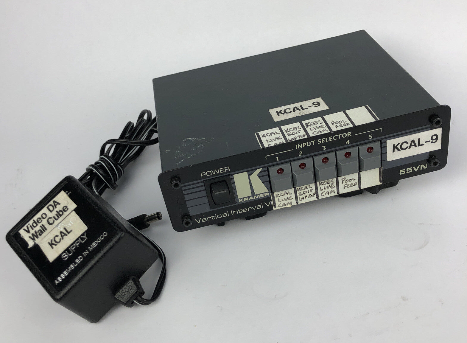 Kramer 55VN Vertical Interval Video Switcher W Power Plug + Anton Bauer Charger