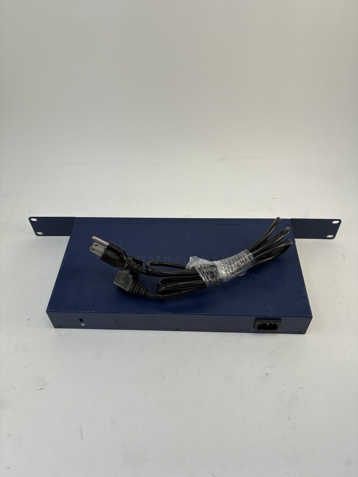 NETGEAR ProSafe JGS524 24-Port Gigabit Ethernet Switch – Rackmount
