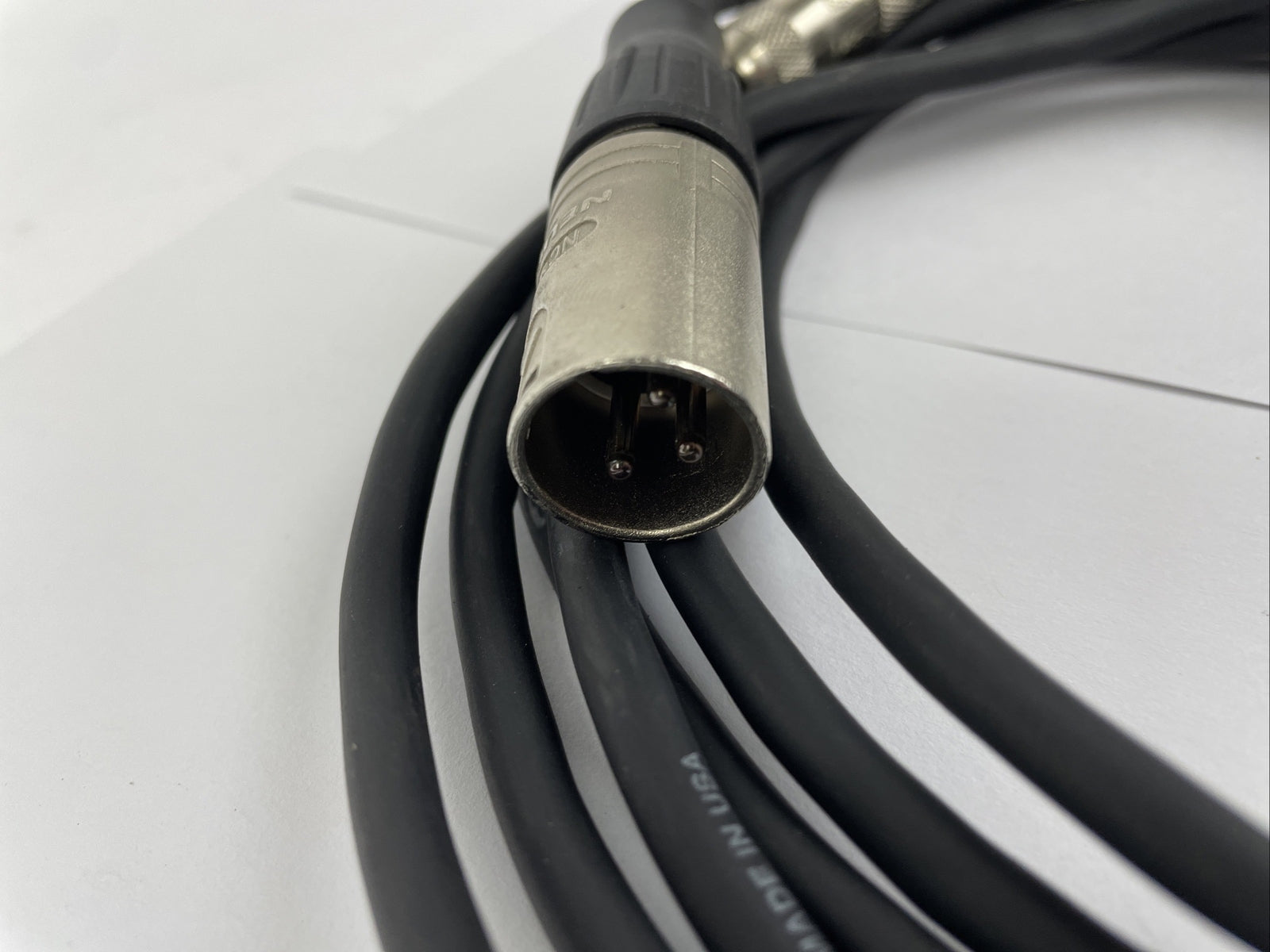 NEUTRIK 10ft XLR 3-Pin Male to 1/4" Stereo Plug Shield Microphone Mic Cable Cord