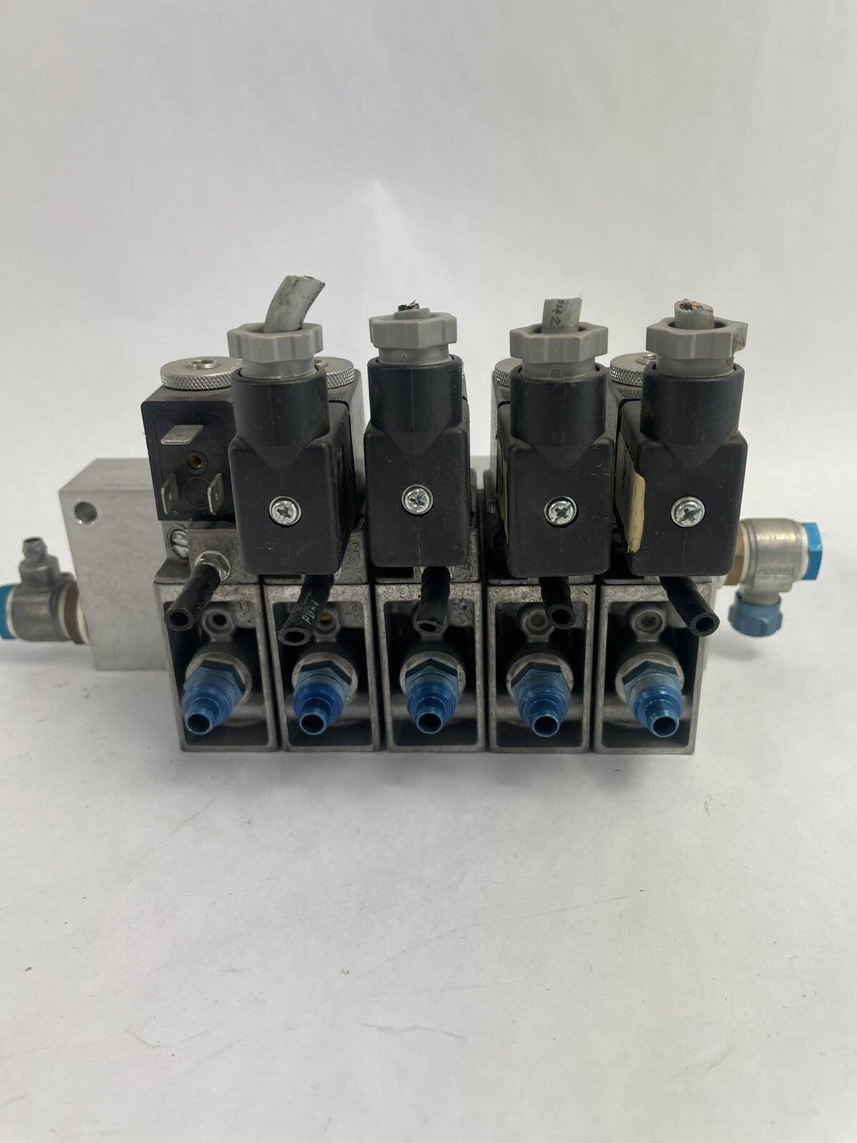 Bank of 5 FESTO 7958 MFH 3-1/8 S solenoid Valve 24V DC MSFG-24/42-50/60