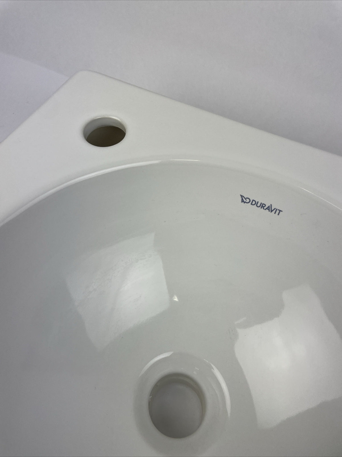 0320420009 Duravit Architec Ceramic Vessel Bathroom Sink Single Faucet Hole P18
