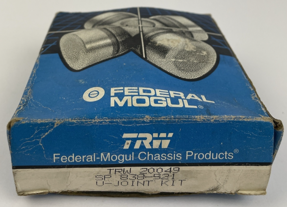 Federal Mogul TRW 20049 U-joint kit SP 838-521 NOS drivetrain replacement part