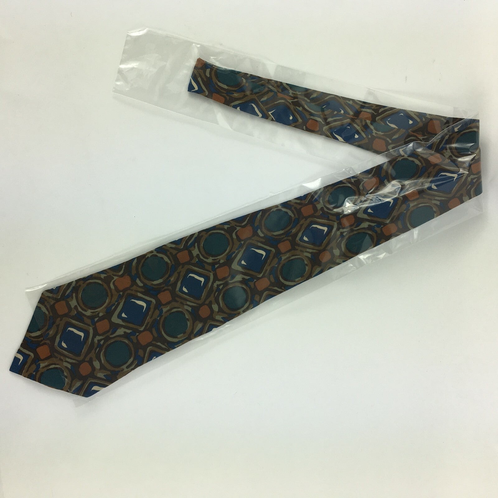 Genuine Oleg Cassini 100% Silk Handmade Stylish Formal/Casual Tie Multi Coloured