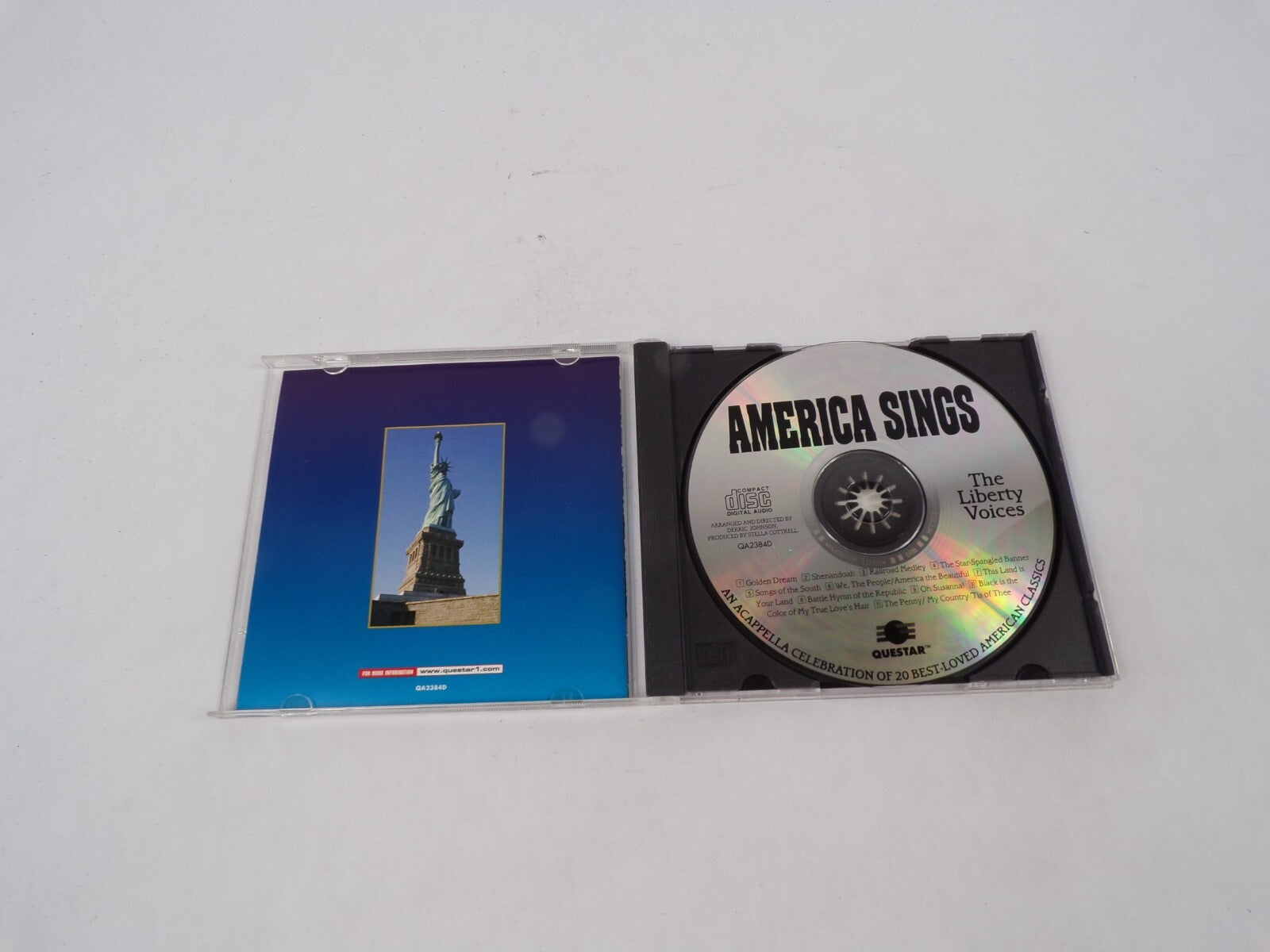 America Aings The Liberty Voices Sing 20 Of AMerica's Best-Lover Classics CD#69