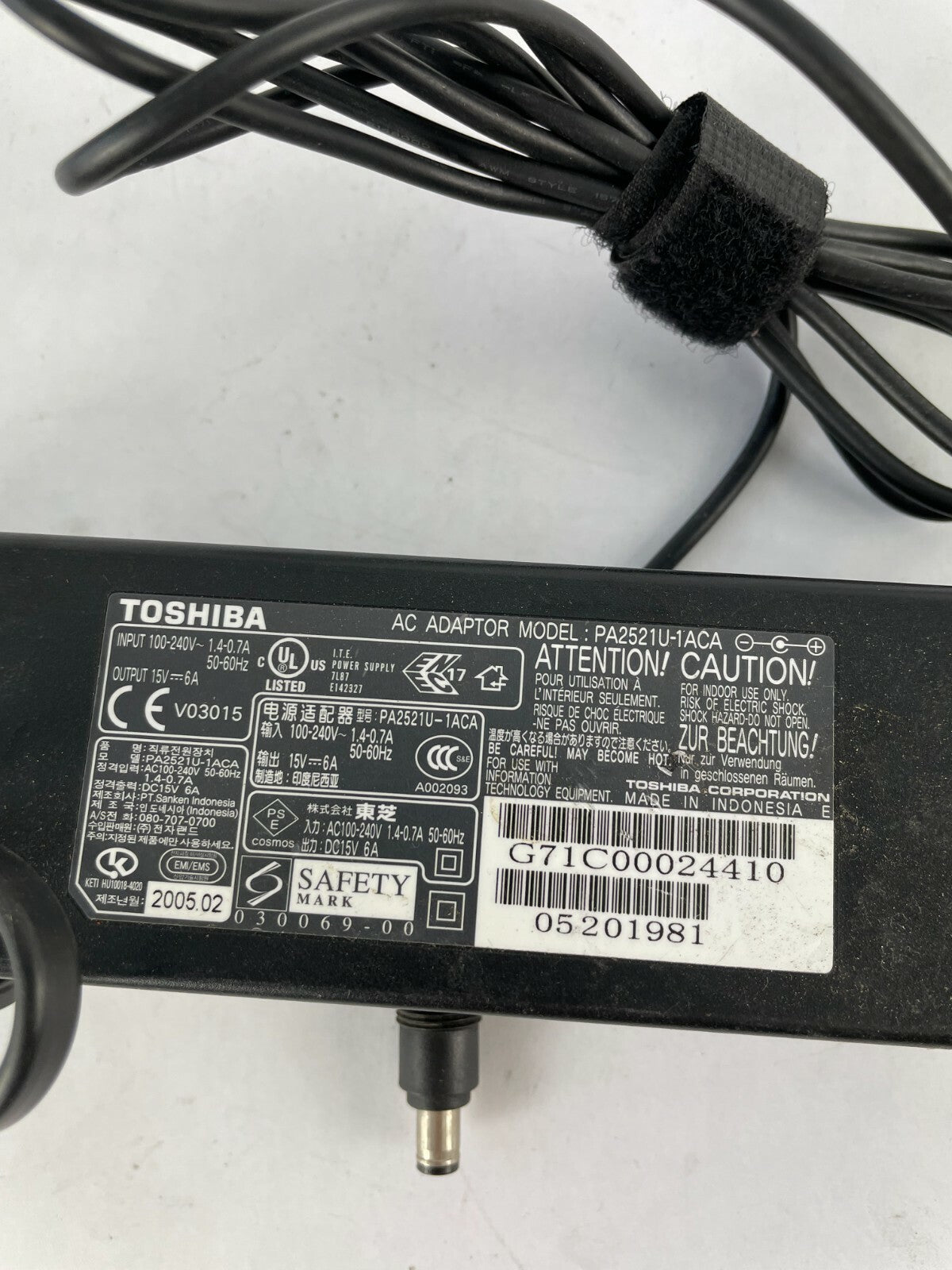 Genuine Toshiba Ac Adapter PA2521U-1ACA Output 15 V 6 A Power Supply Adapter A80