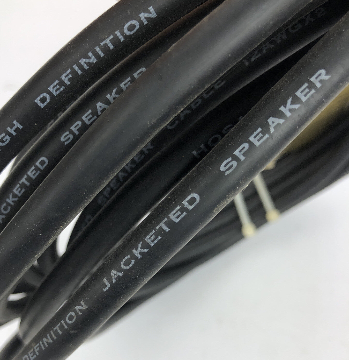 Hosa SKT-225Q 14-Gauge 1/4" Inch Phone Speaker Cable 25 Foot w Switchcraft XLR 3