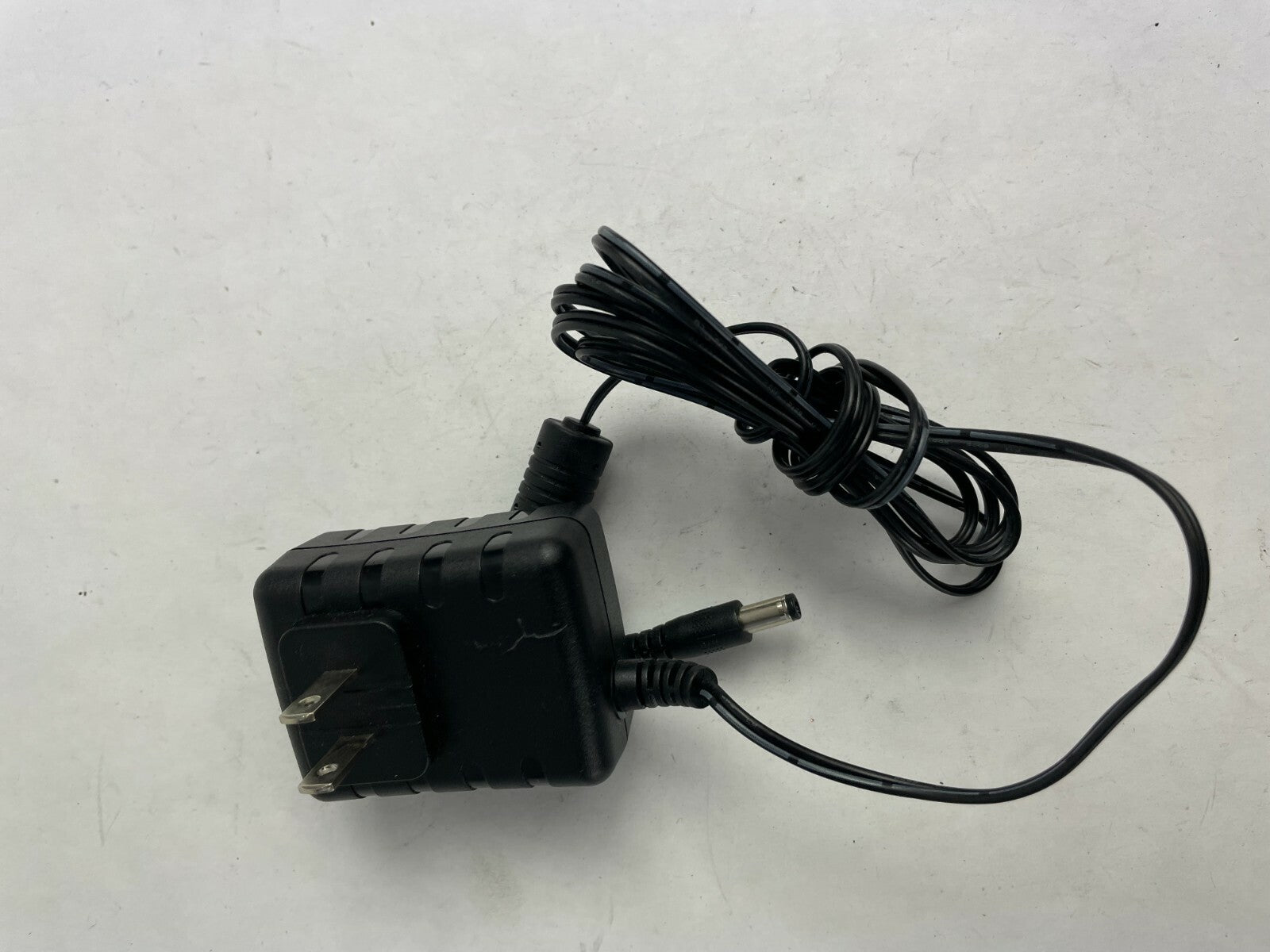 Genuine APD Ac Adapter WA-18Q12FU Output 12 V 1.5 A Power Supply Adapter A78