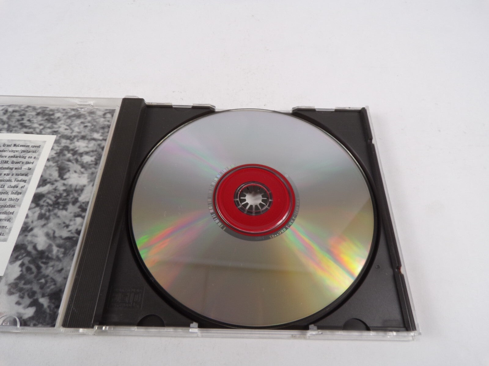 Grant Mclennan Present & Past 1983 - 1995 Simone & Perry Surround Me CD#14
