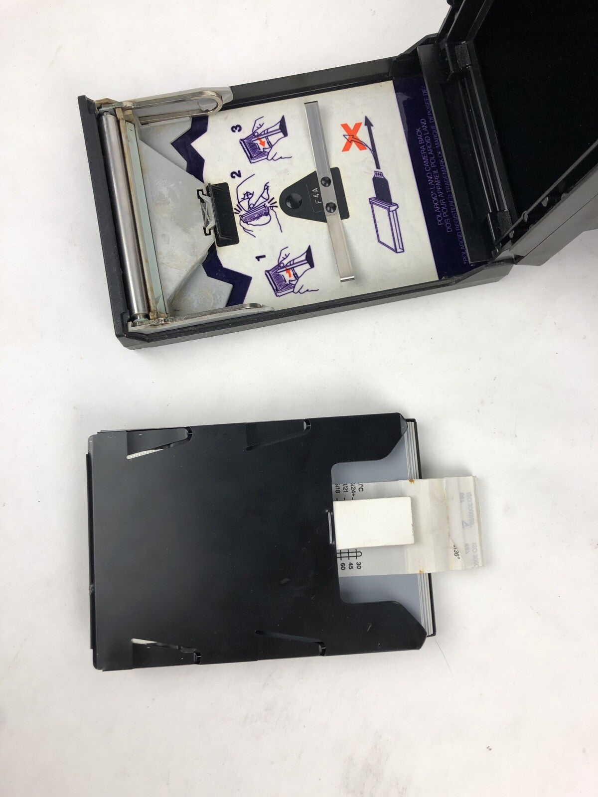 VINTAGE Polaroid DS34 Camera W CR-28 CRT HOOD Fast Shipping