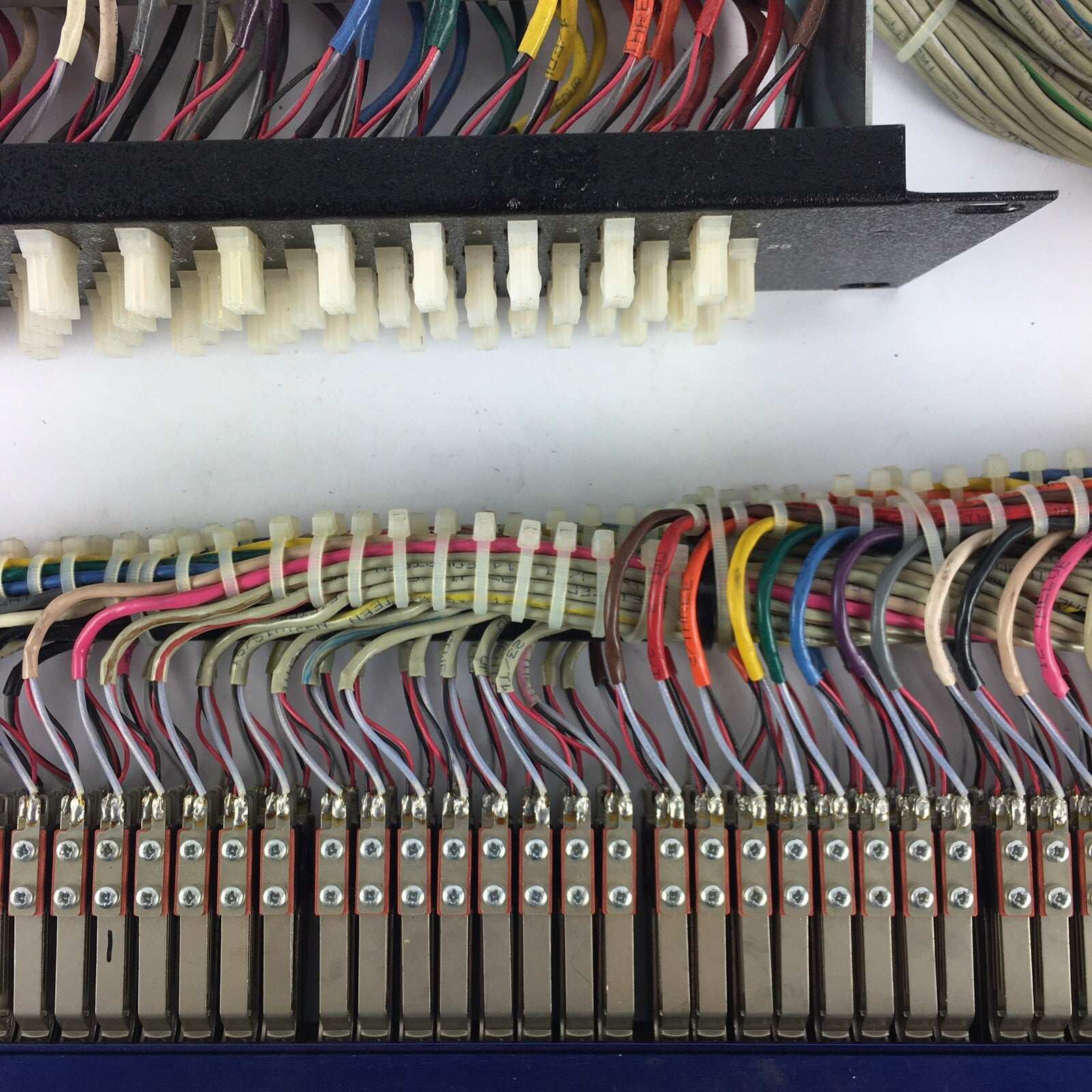 Blue Rean Neutrik TT Bantam 96 Point Patch Bay Wired e3 panel 96 connectors HN