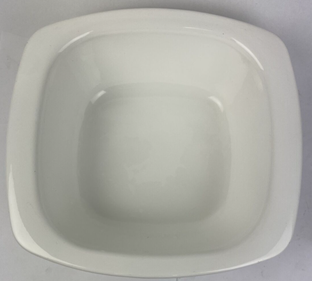 Corning Ware - Blue Cornflower 4qt Dutch Oven - P-34-B - No Lid, White & Blue