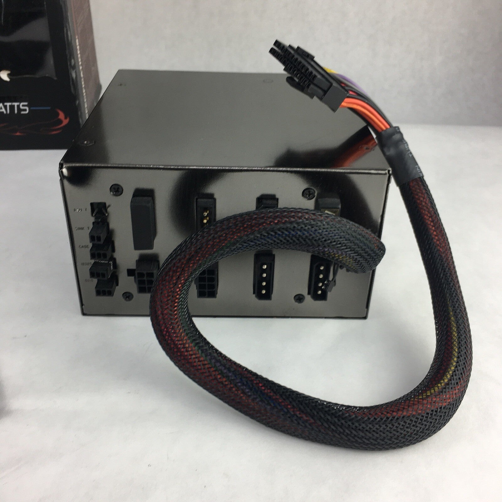 Sunbeam NUUO SUNNU550-US-BK 550W ATX12V / EPS12V SLI Certified CrossFire Ready
