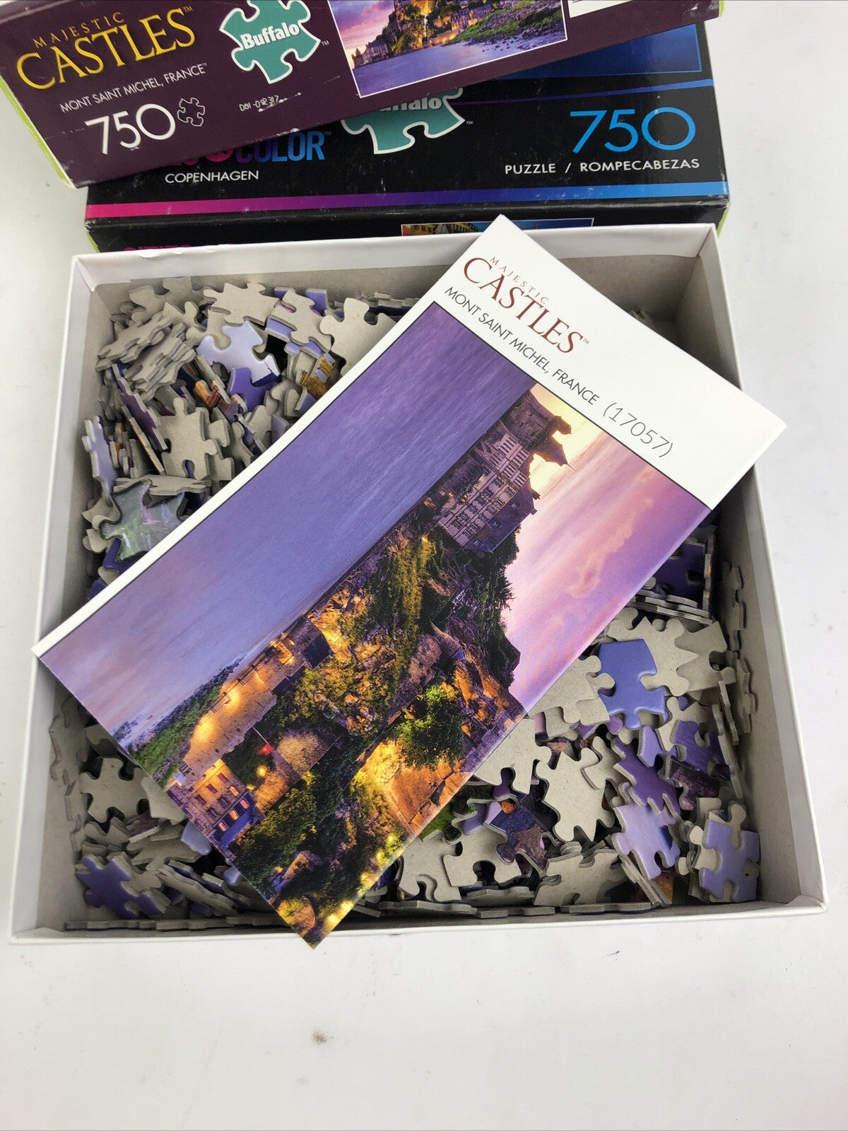 2 x Buffalo Games 750 PC Puzzles Majestic Castles + CITIES IN COLOR Copenhagen