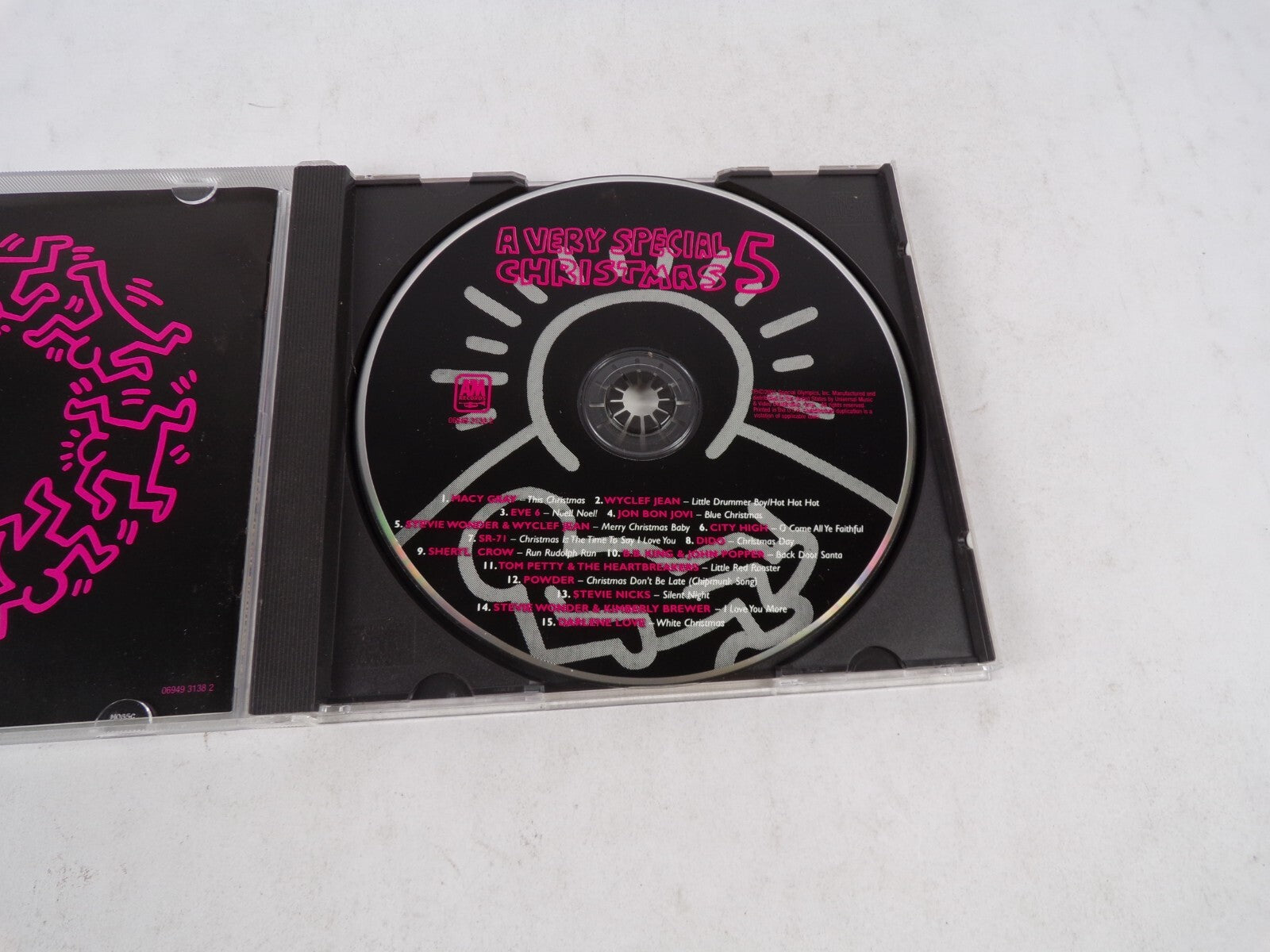 A Very Special Christmas 5 Macy Gray Wyclef Jean Eye 6 Jon Bon Jovi Stevie CD#19