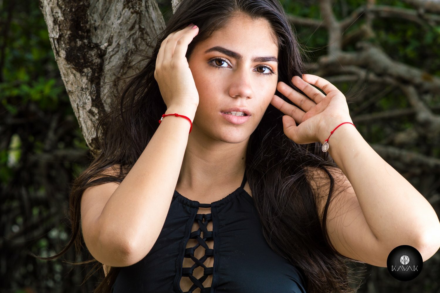 Kavak handmade red Saint Benedict thread bracelet