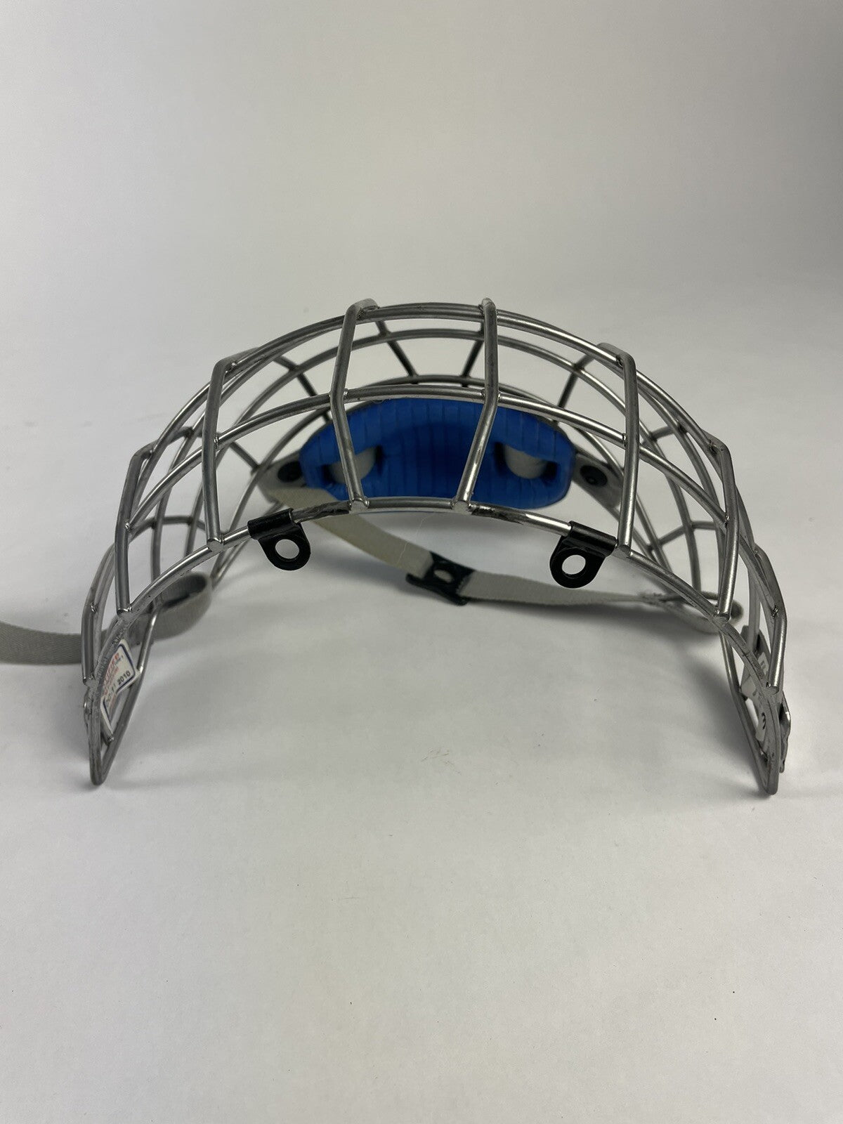 Nike Bauer True Vision II FM4500 small gray hockey cage facemask with chin cup and straps