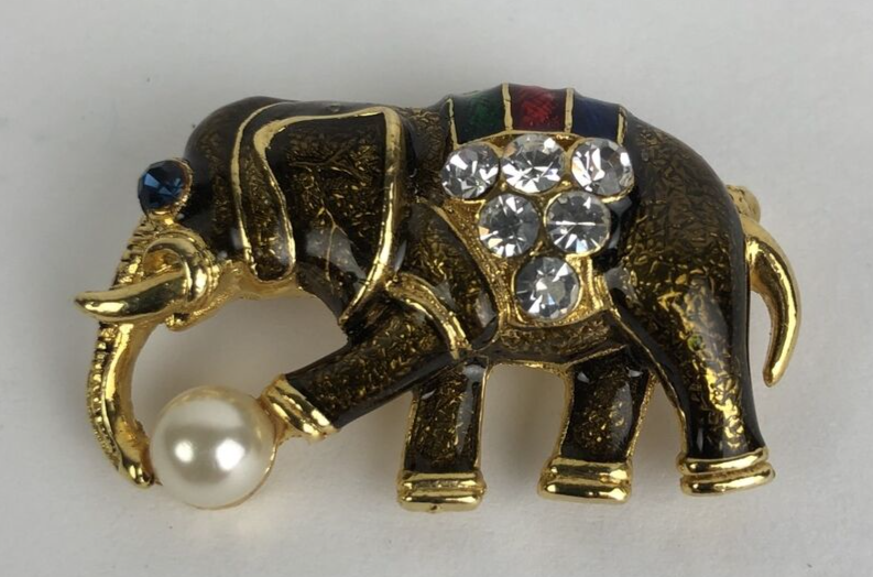 Vintage Beautiful Rhinestone Pearl Brooch Lapel Pin Elephant - LOOK