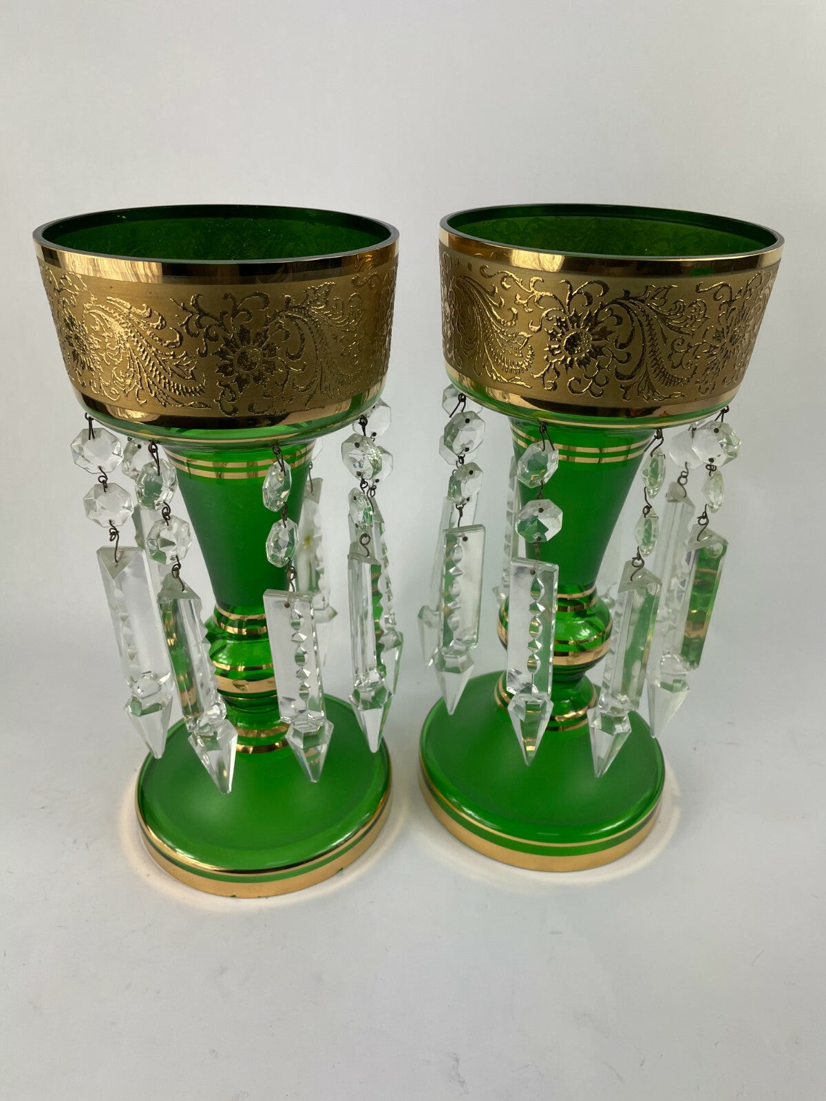 Beautifully Designed Glass Decorative Crafted Article Lot of 2