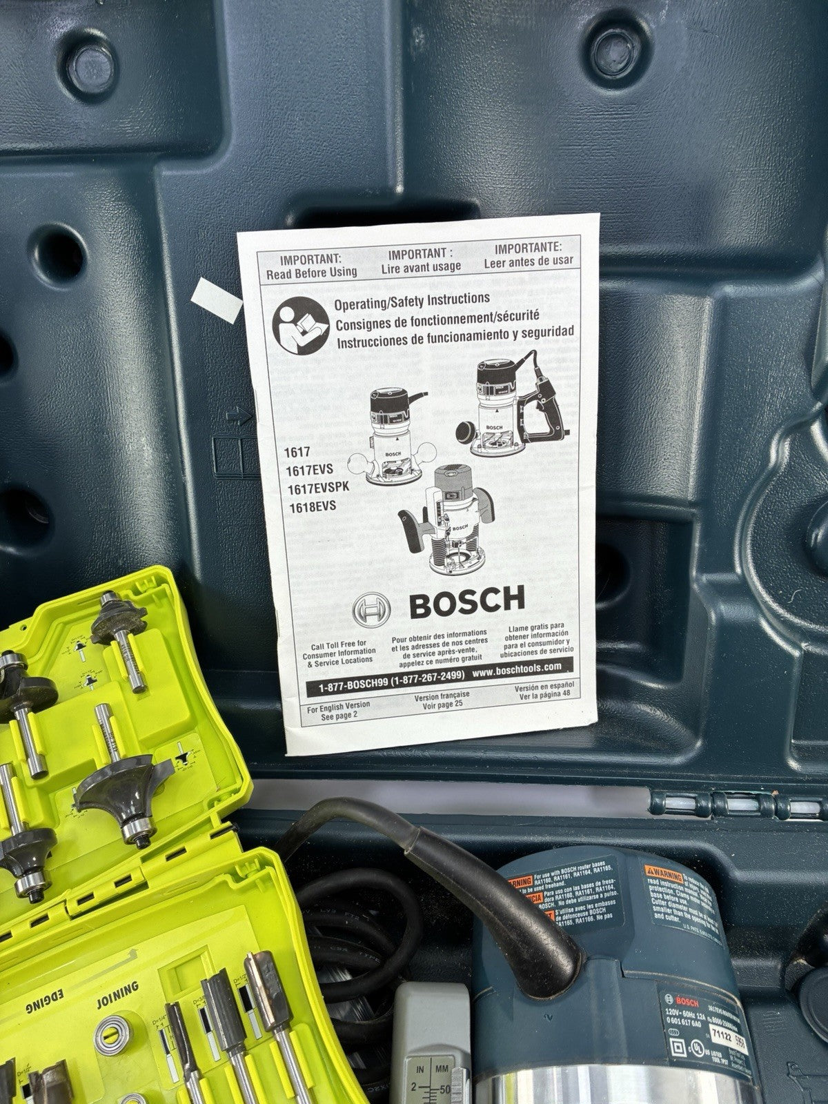 Bosch 1617EVSPK Plunge and Fixed-base Router Kit
