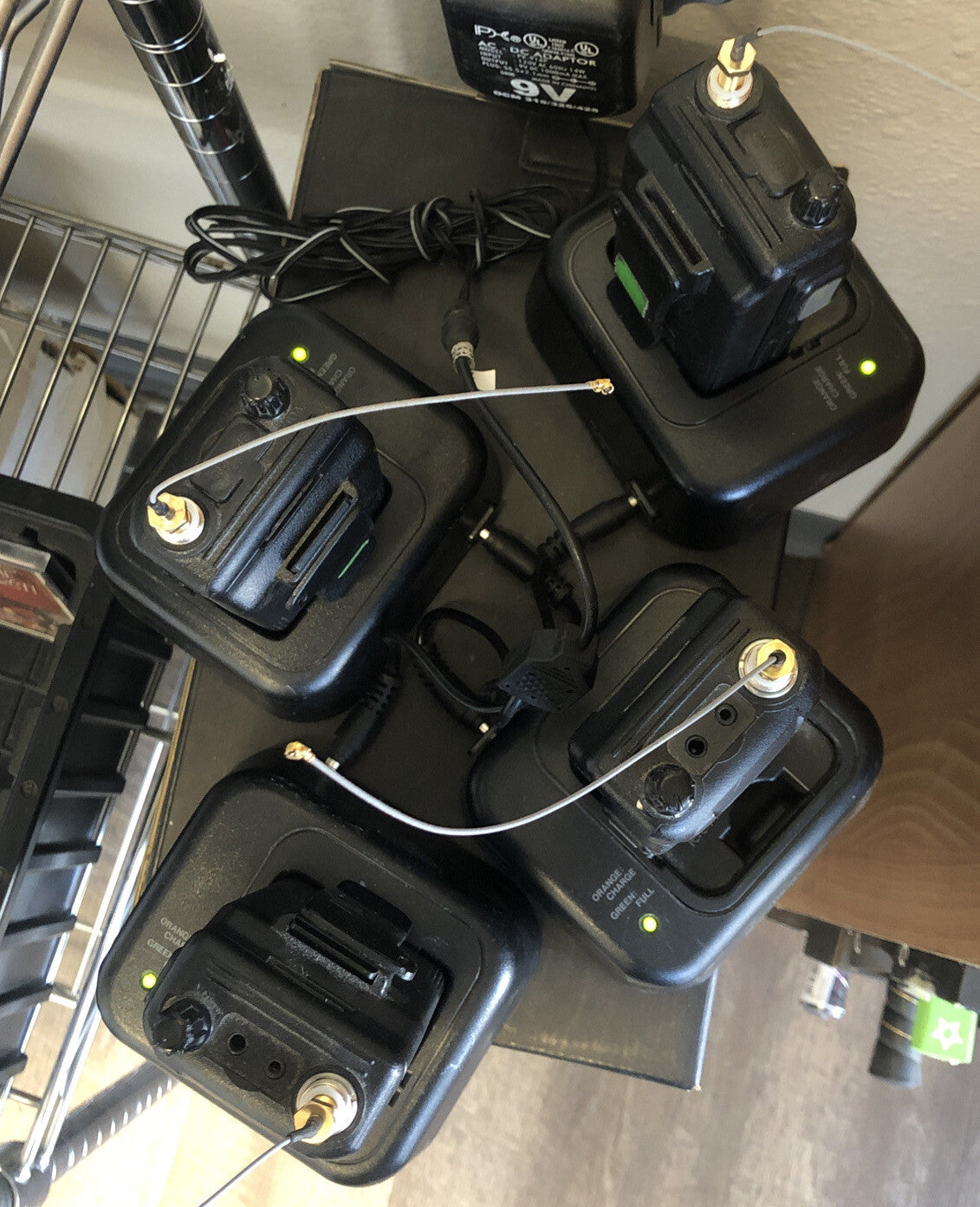 4 x ICOM IC-F4S-4 2 way Radios w ICOM BC-119 Desktop Chargers with Batteries