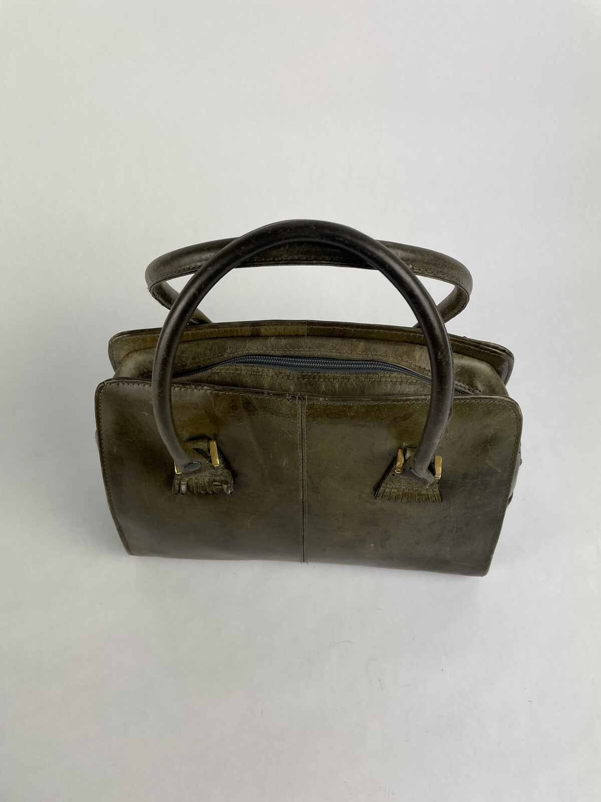 Perry Ellis Portfolio Designer Olive Leather Purse Handbag