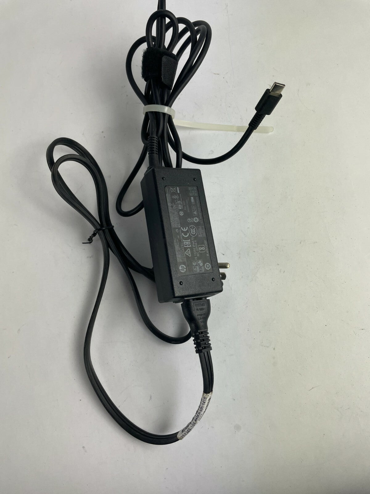 Genuine hp 935444-001 Ac Adapter Output 5 V 3 A Power Supply Adapter A95