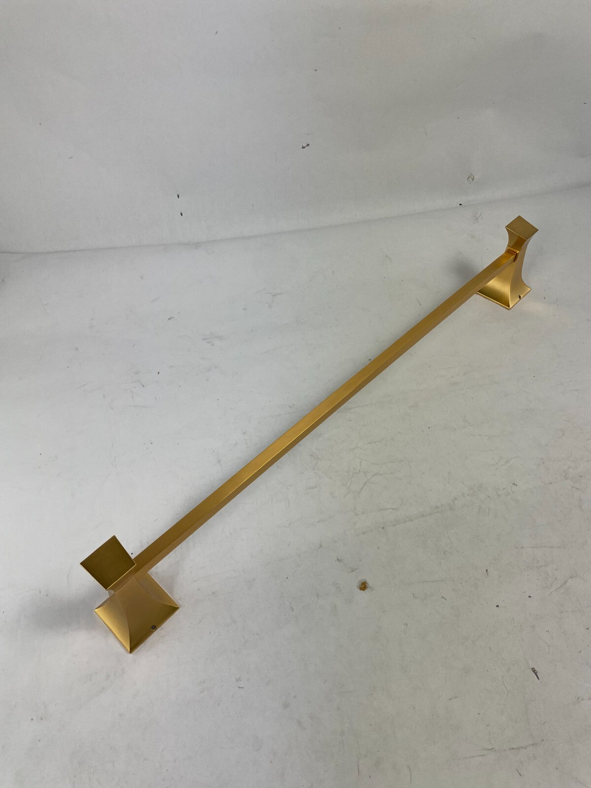 Aquabrass Serie 5300 Bridge 24 inch brushed gold single towel bar bathroom accessory