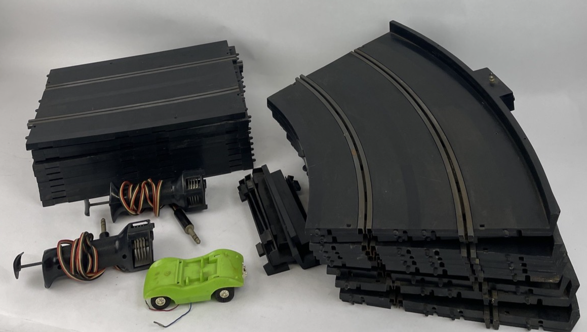 Marx Vintage Slot Car Track Lot 12 Curved & 10 Straight w 2 Sears Marx Controls