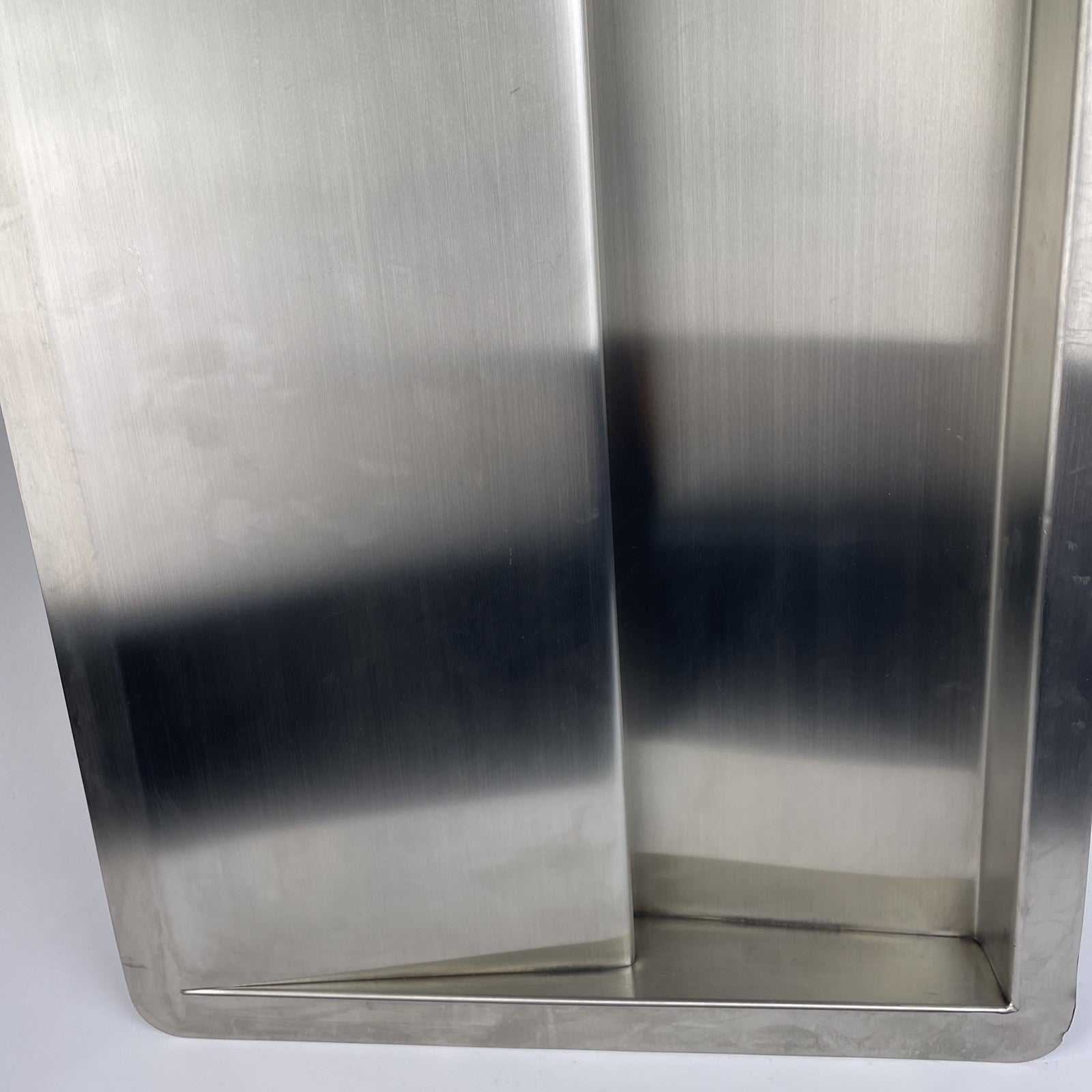 NEO METRO Collection Shallow EBB Basin 38" x 16" Under-Mount Sink Stainless