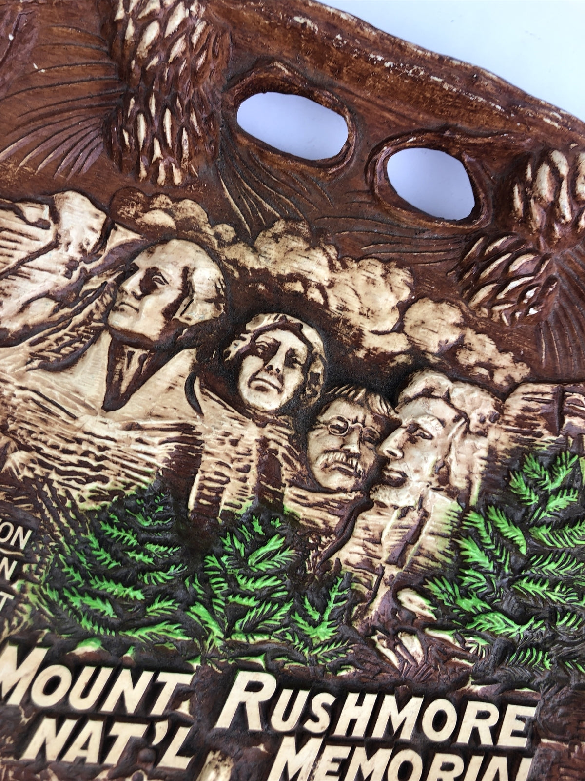 Mount Mt. Rushmore National Memorial Plate Nuine Pressed Wood H.H. Tammen Co.