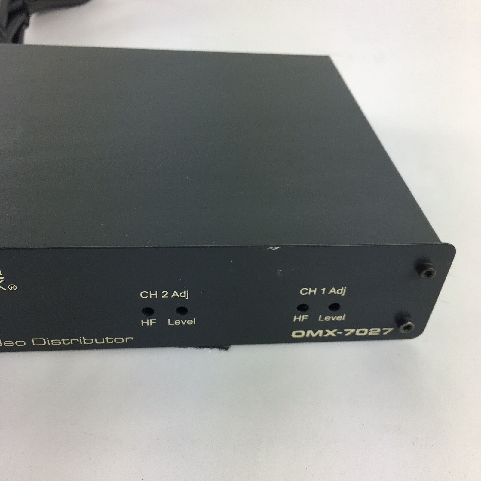 Ocean Matrix OMX-7027 1x8 Video Only Distribution Amplifier