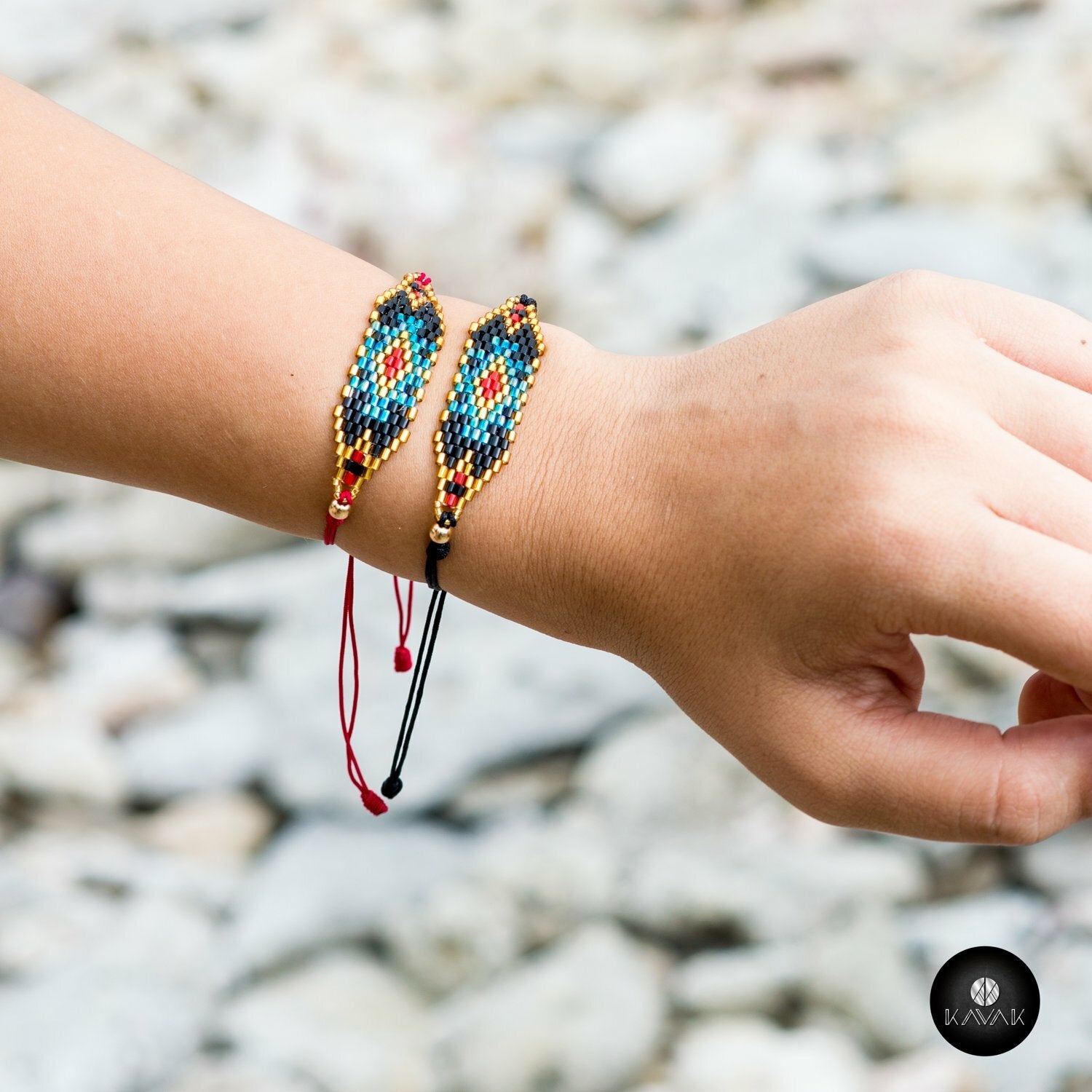 Kavak handmade Miyuki abstract adjustable women's bracelet
