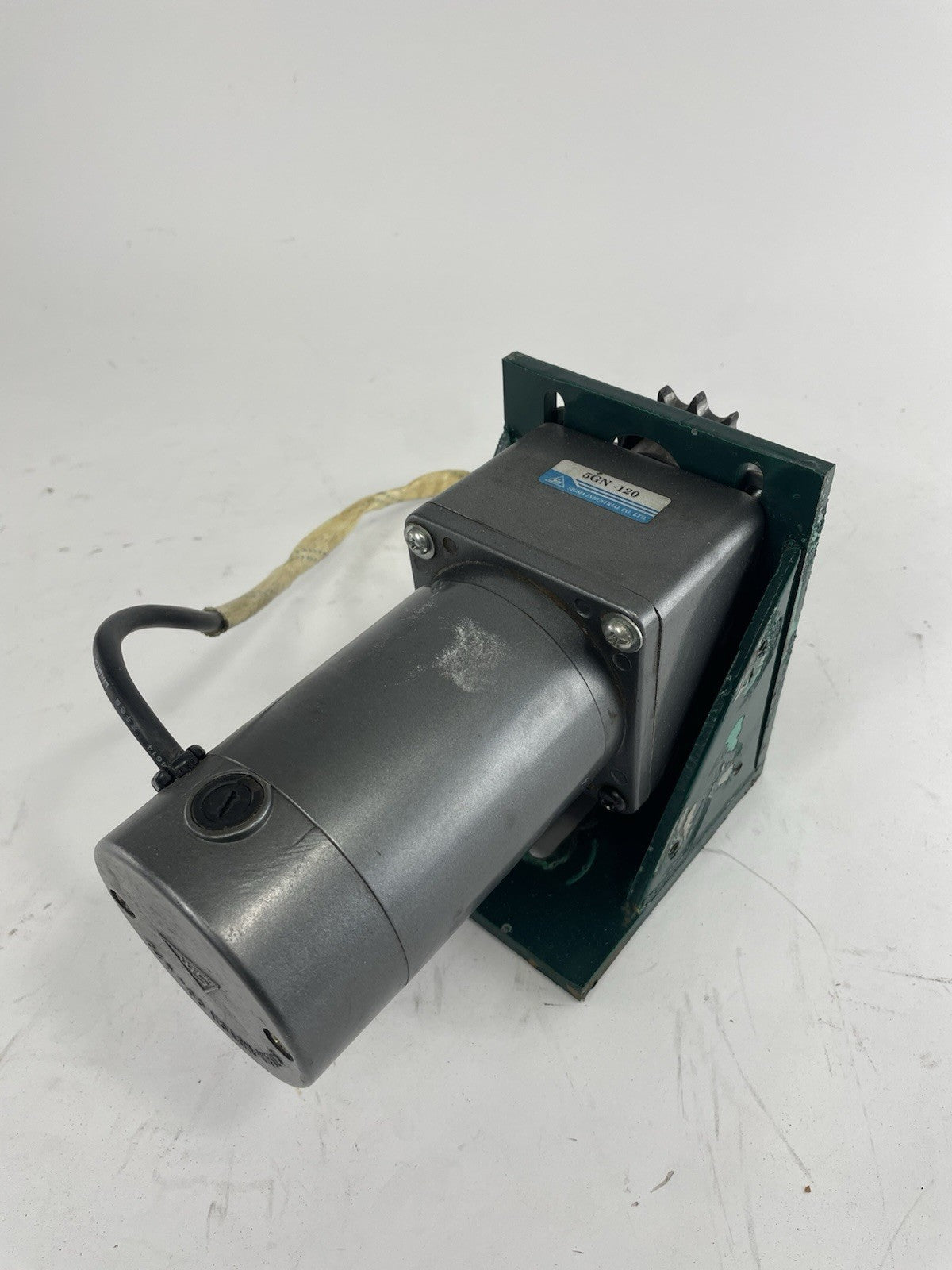 Sigma 5GN-120 Gear Motor 220V 60W 0.5A DC Motor w/ Gearbox Industrial 90VDC 3200