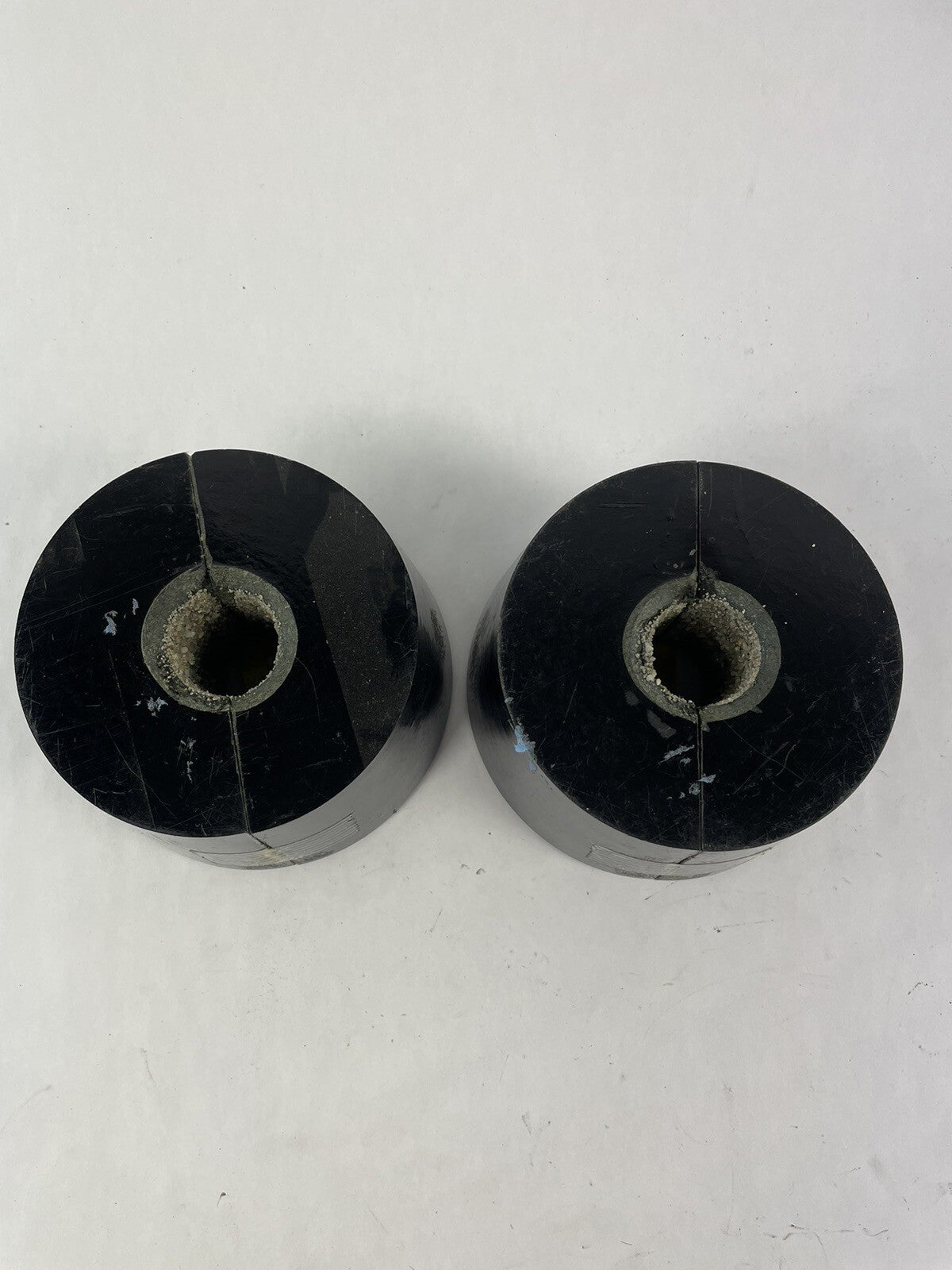 Lot of 2 : O-Z/Gedney Cable Support body Plug - 1.136 - 4" for 1 Cable