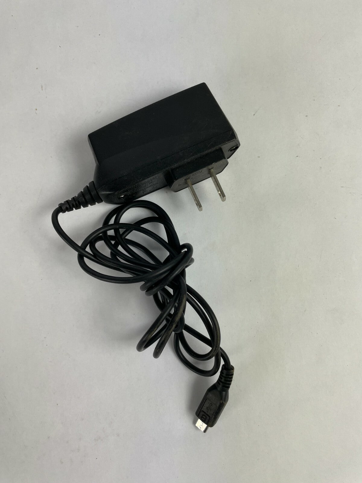 Genuine AC Adapter EG-STC001G Output 5 V - 11 V Power Supply Adapter A51