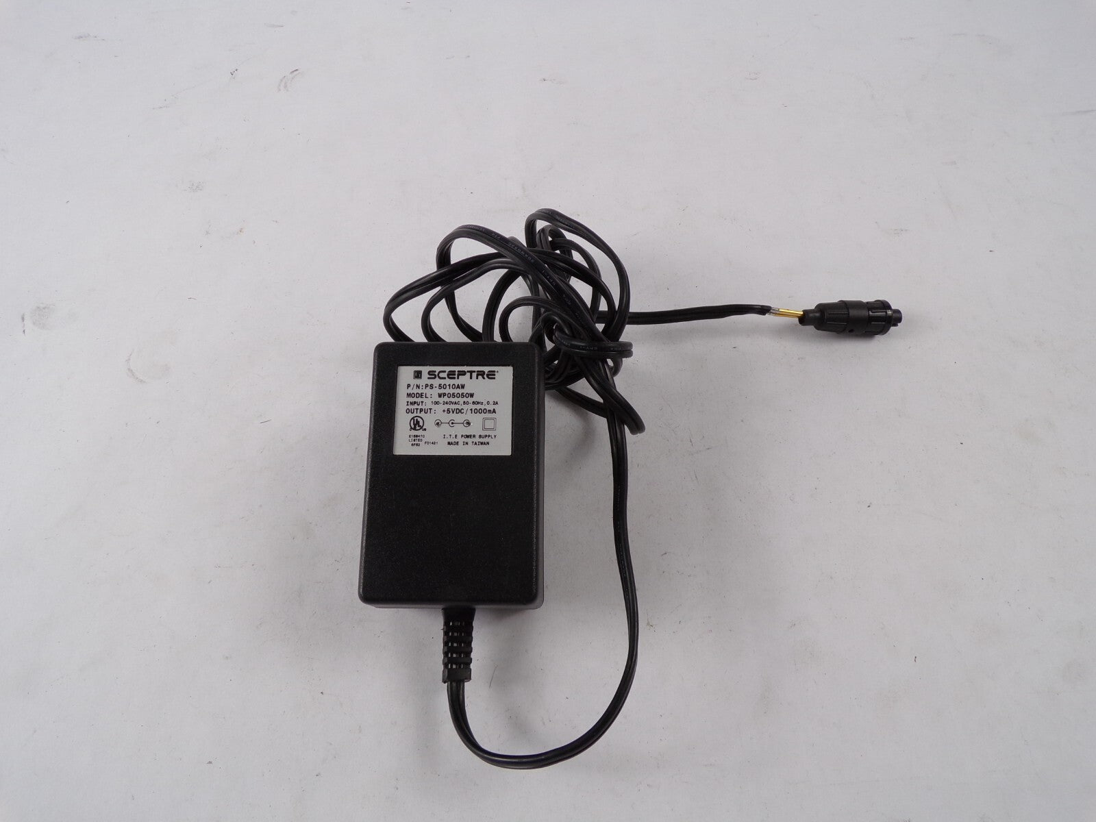 Genuine Sceptre WP05050W Output 5 V 1000mA Power Supply Adapter A55