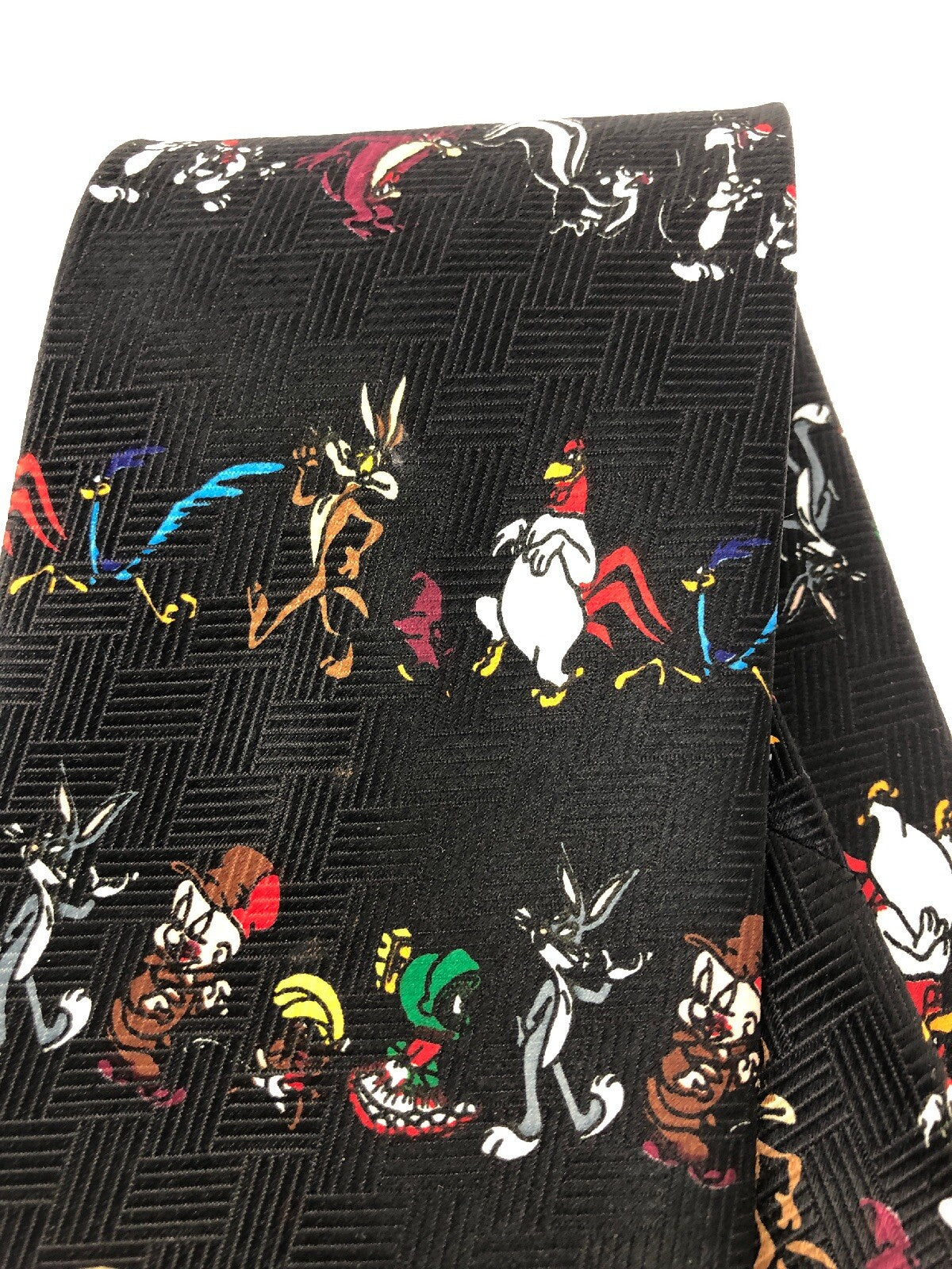 Looney Tunes Tie Necktie Black - FULL CAST OF CHARACTERS * Must See FSTSHP **