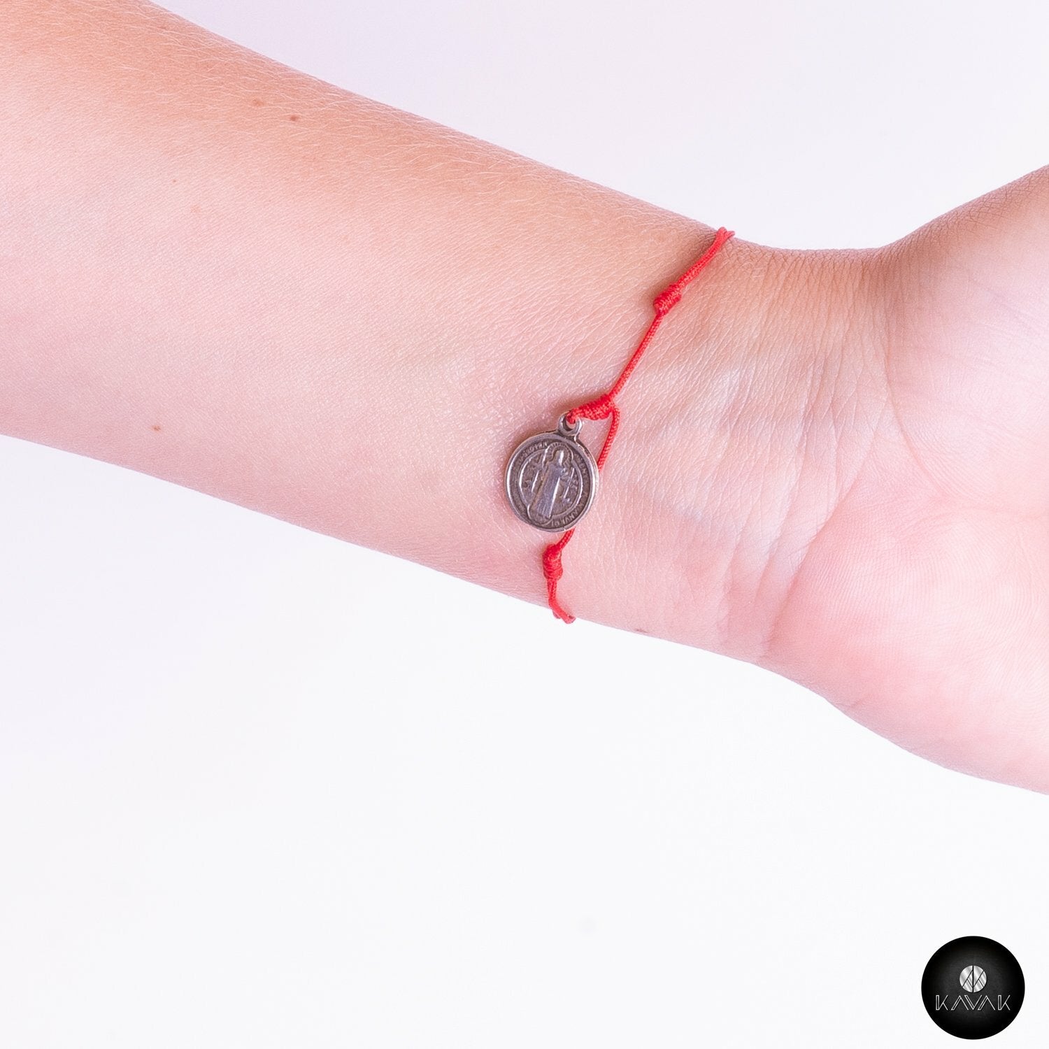 Kavak-Handmade Red Saint Benedict Thread