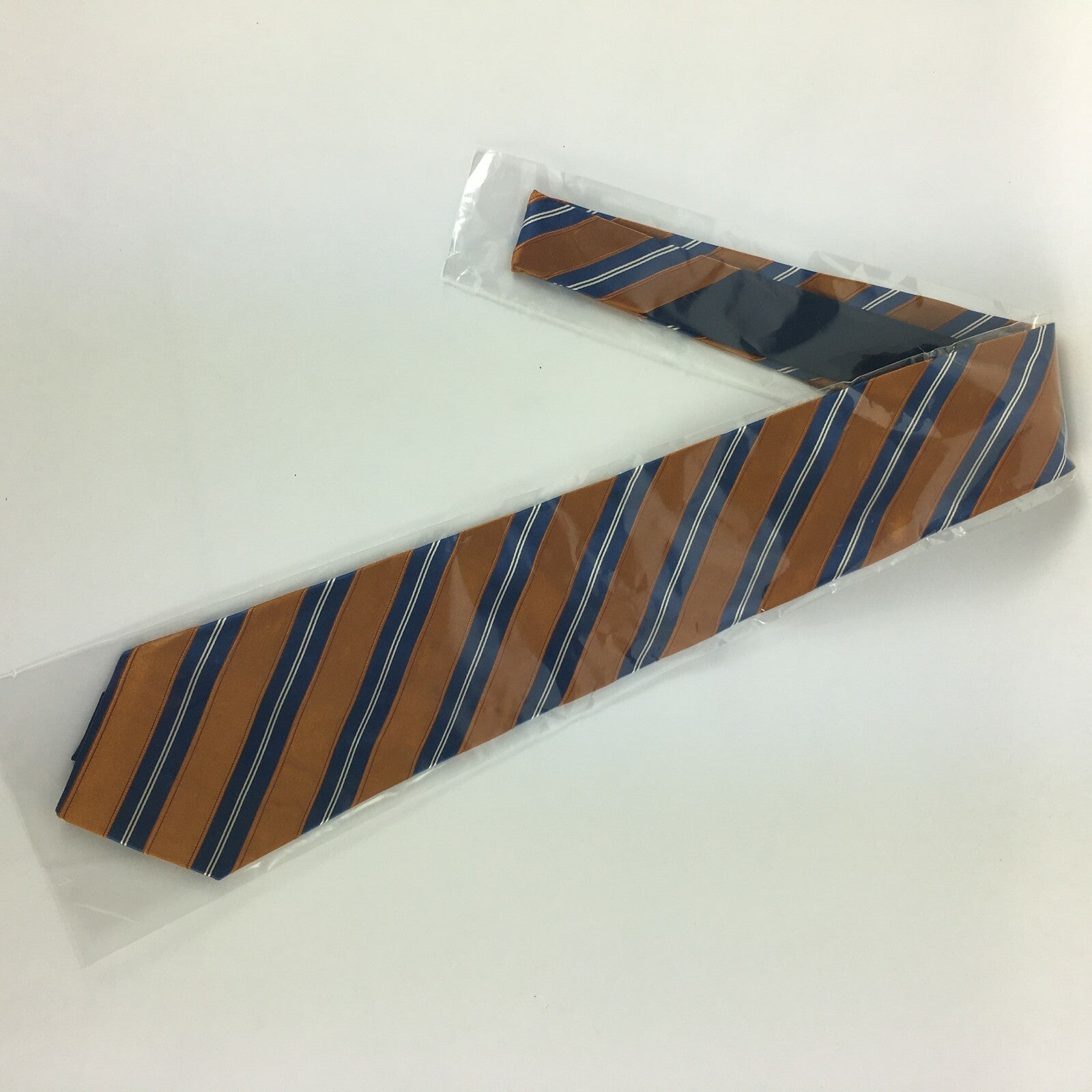 Genuine Tomy Hilfiger 100%Silk Handmade Stylish Formal/Casual Tie Multi Coloured