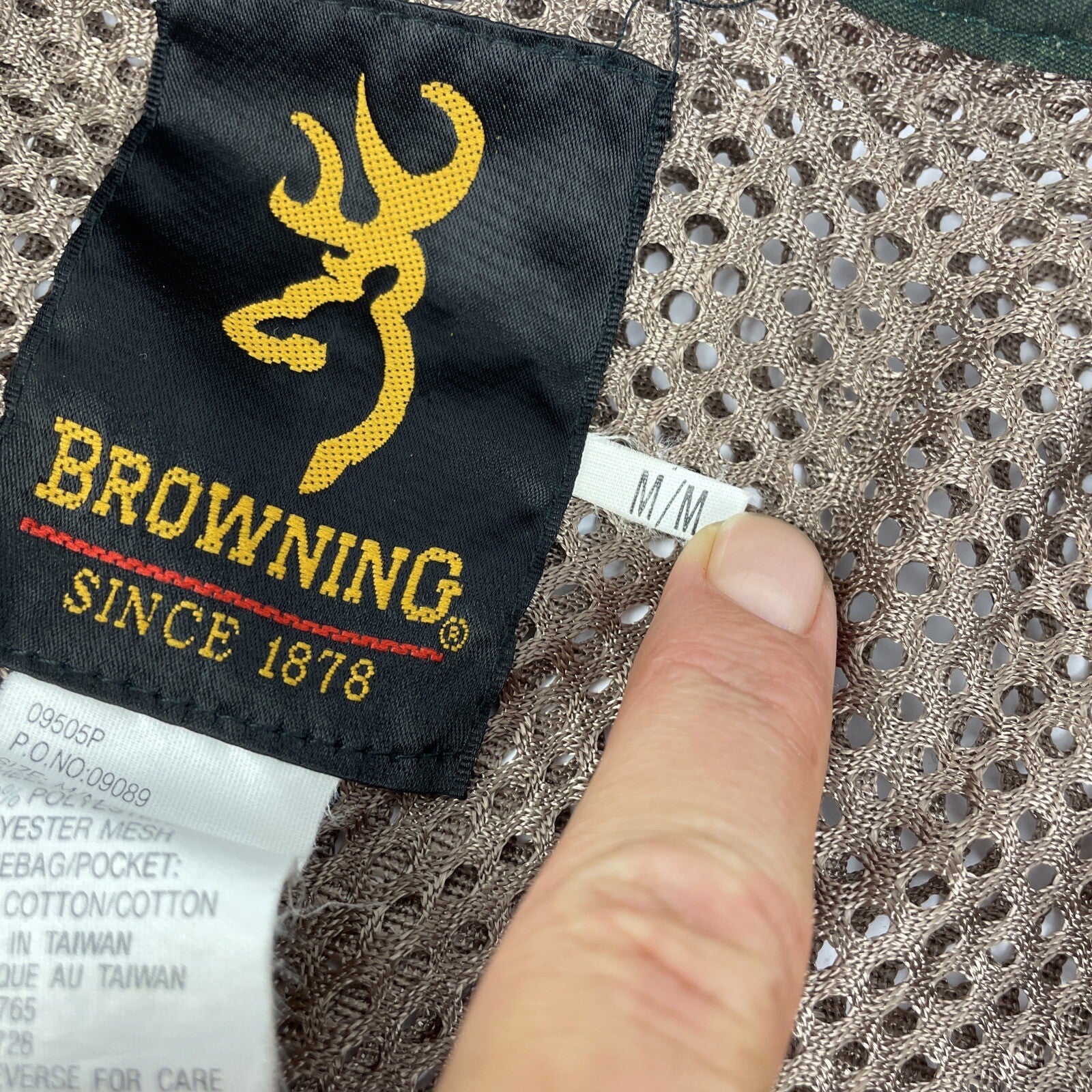 Browning Vest Mens Medium Brown Camo Duck Bird Hunting Game Pocket Full Zip