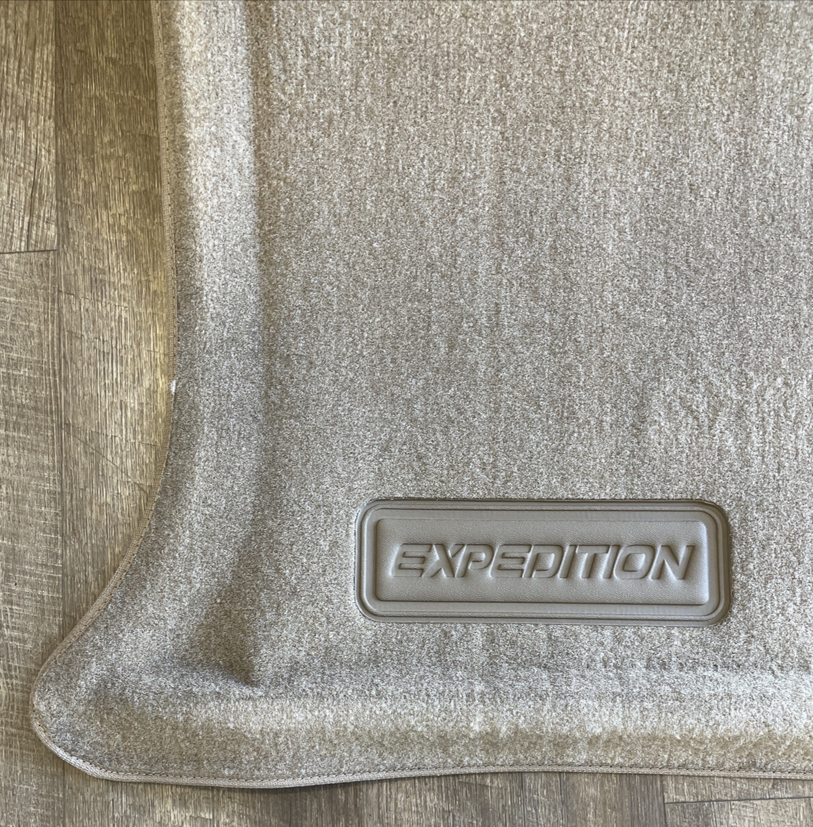 Ford Expedition rear cargo liner YL1Z-7811600-HAA NOS 2000-2002