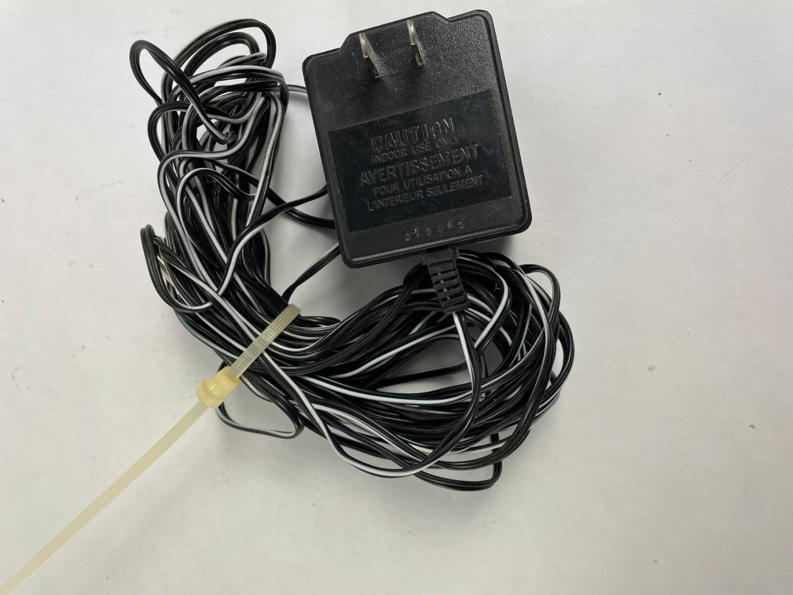 Genuine Quorum DC150800 Ac Adapter Output 15 V 800mA Power Supply Adapter A74