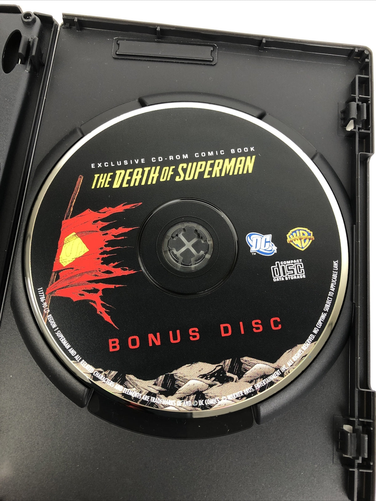 Superman: Doomsday DVD DC Universe Animated Feature Film - Mint Condition