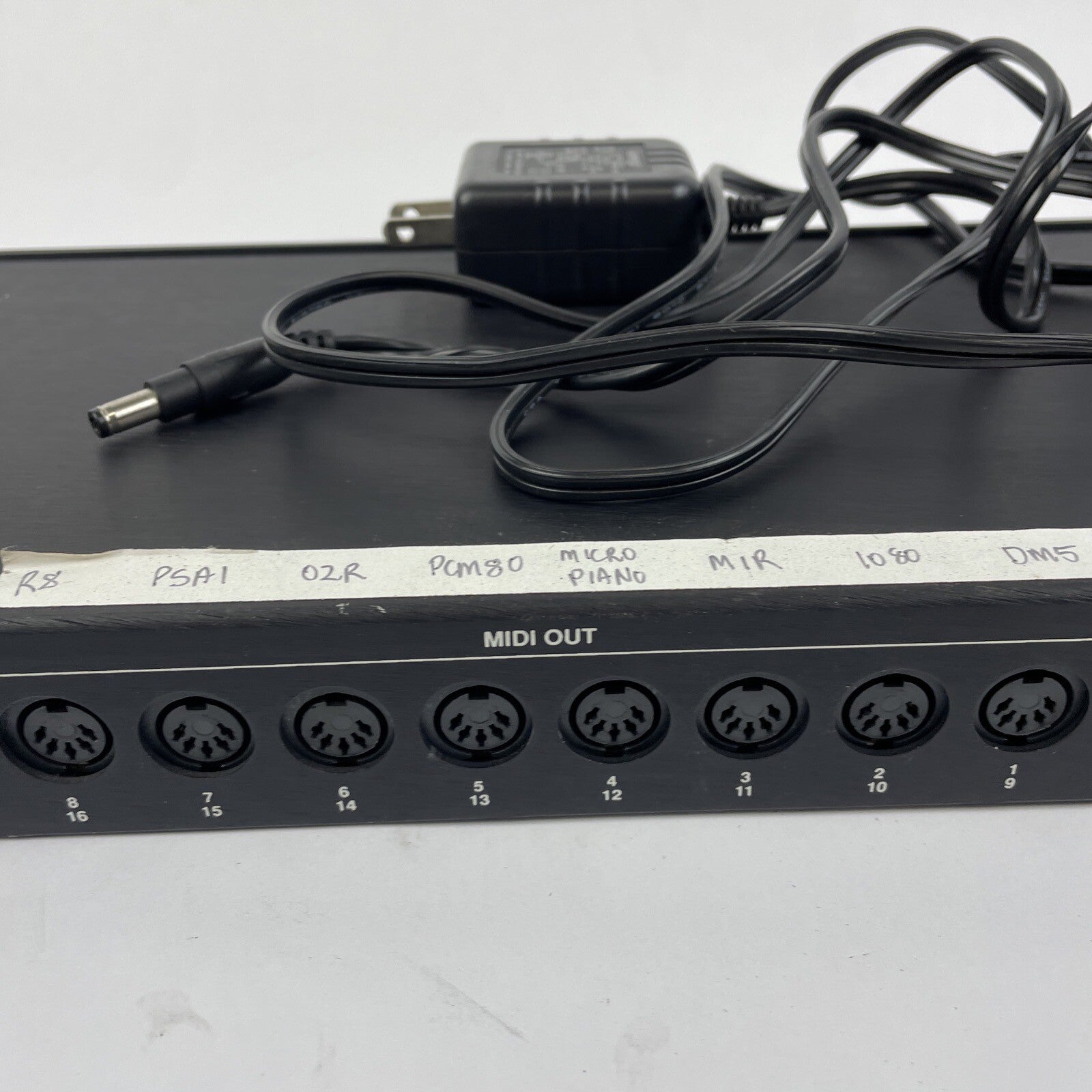 Mark of the Unicorn MOTU Midi Time Piece AV Interface 128 Channels SMPTE w Cord