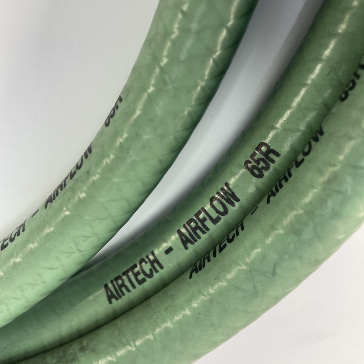 Airtech Airflow 65R Vacuum Hose with VV4010 Vac-Valve Composite Autoclave